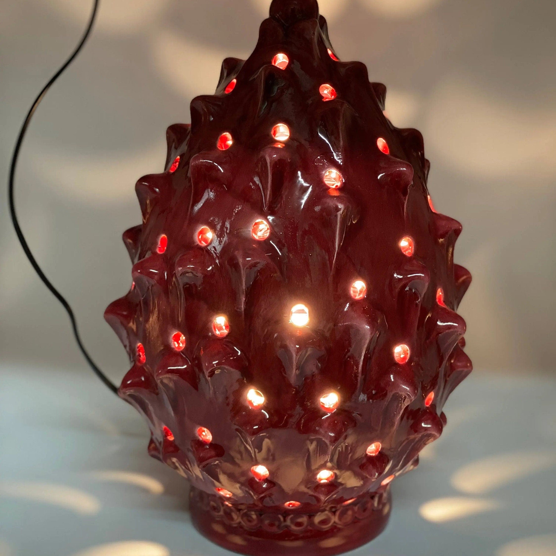 Lampada Pigna traforata Ceramica Caltagirone cm H.35 L.23 Artigianale Rosso DD CERAMICHE SICILIANE