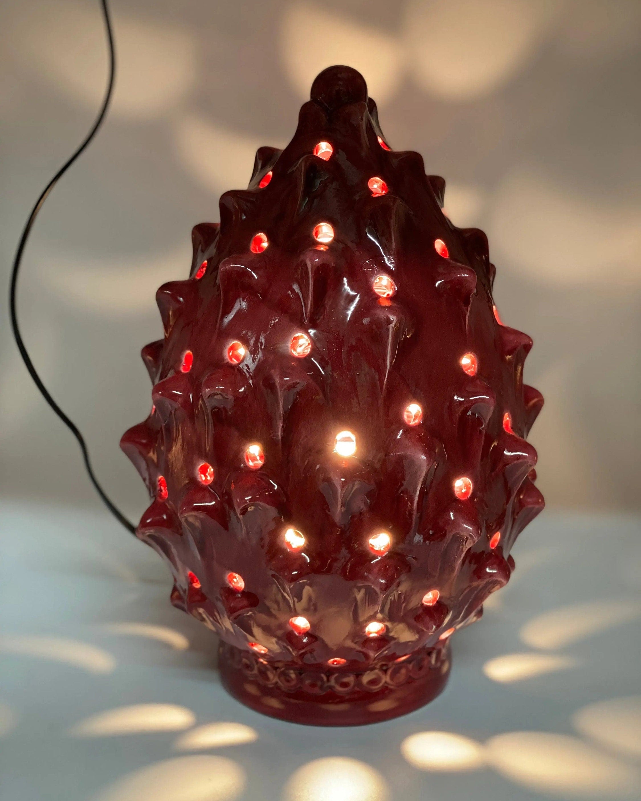Lampada Pigna traforata Ceramica Caltagirone cm H.35 L.23 Artigianale Rosso DD CERAMICHE SICILIANE