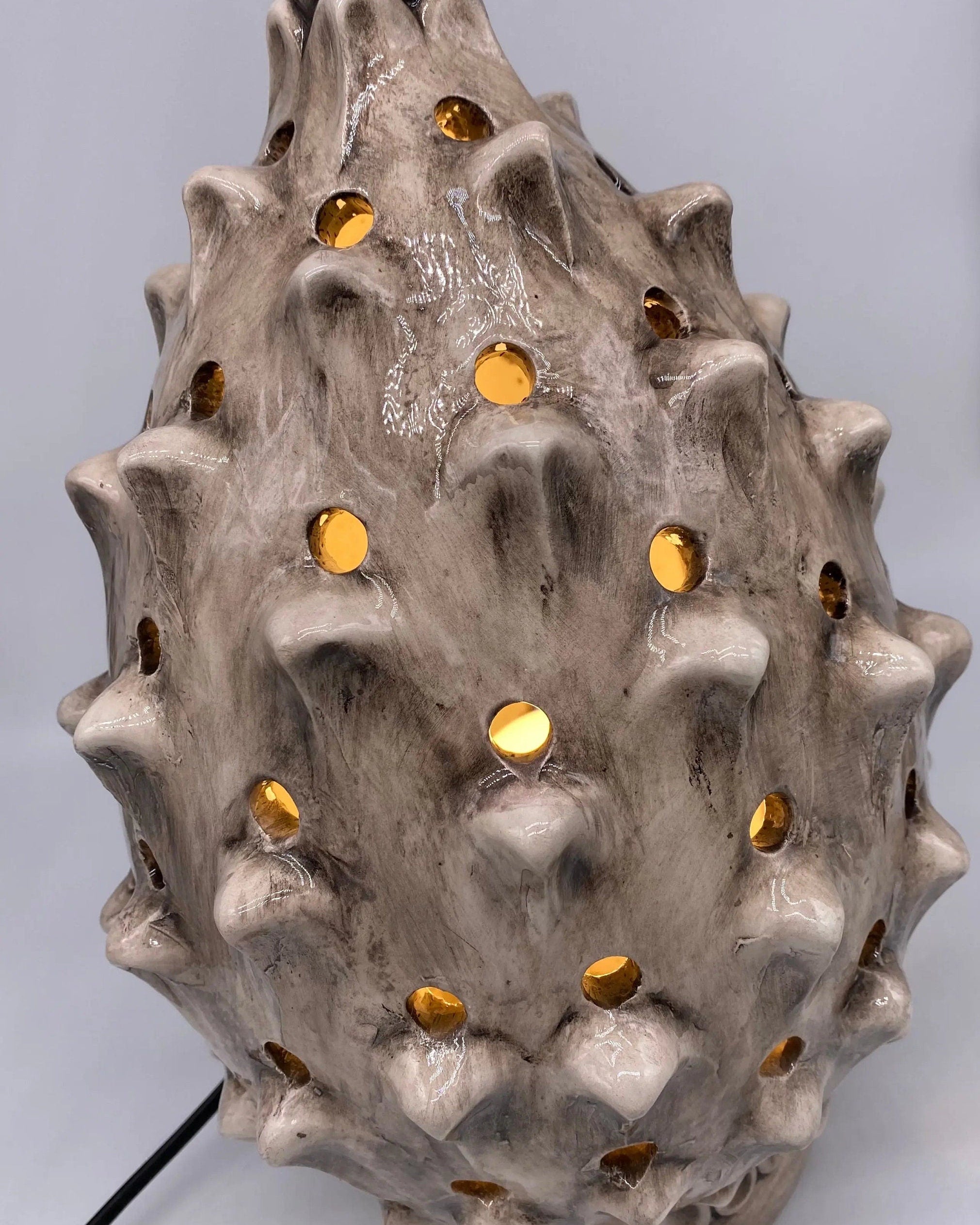 Lampada Pigna traforata Ceramica Caltagirone cm H.35 L.23 Artigianale Beige Écru DD CERAMICHE SICILIANE