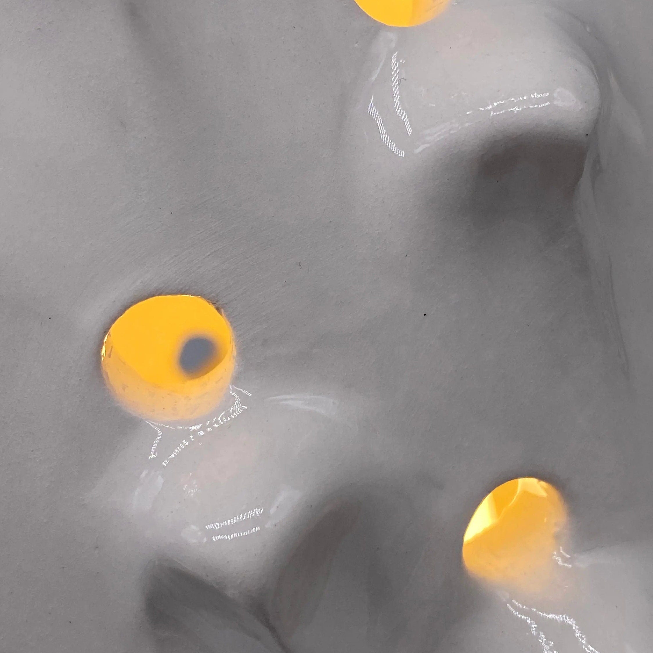 Lampada Pigna traforata Ceramica Caltagirone cm H.35 L.23 Artigianale Bianco DD CERAMICHE SICILIANE