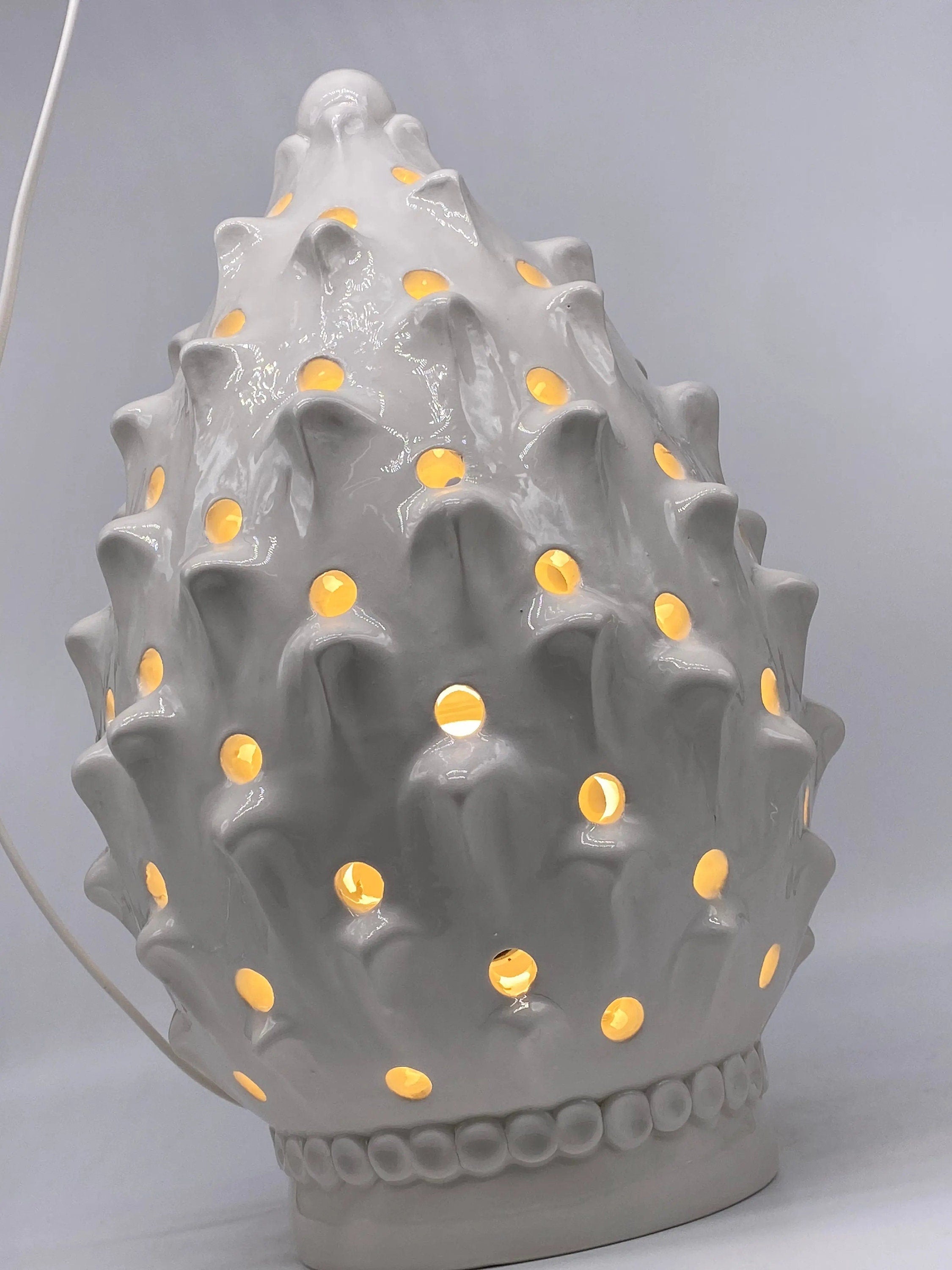 Lampada Pigna traforata Ceramica Caltagirone cm H.35 L.23 Artigianale Bianco DD CERAMICHE SICILIANE