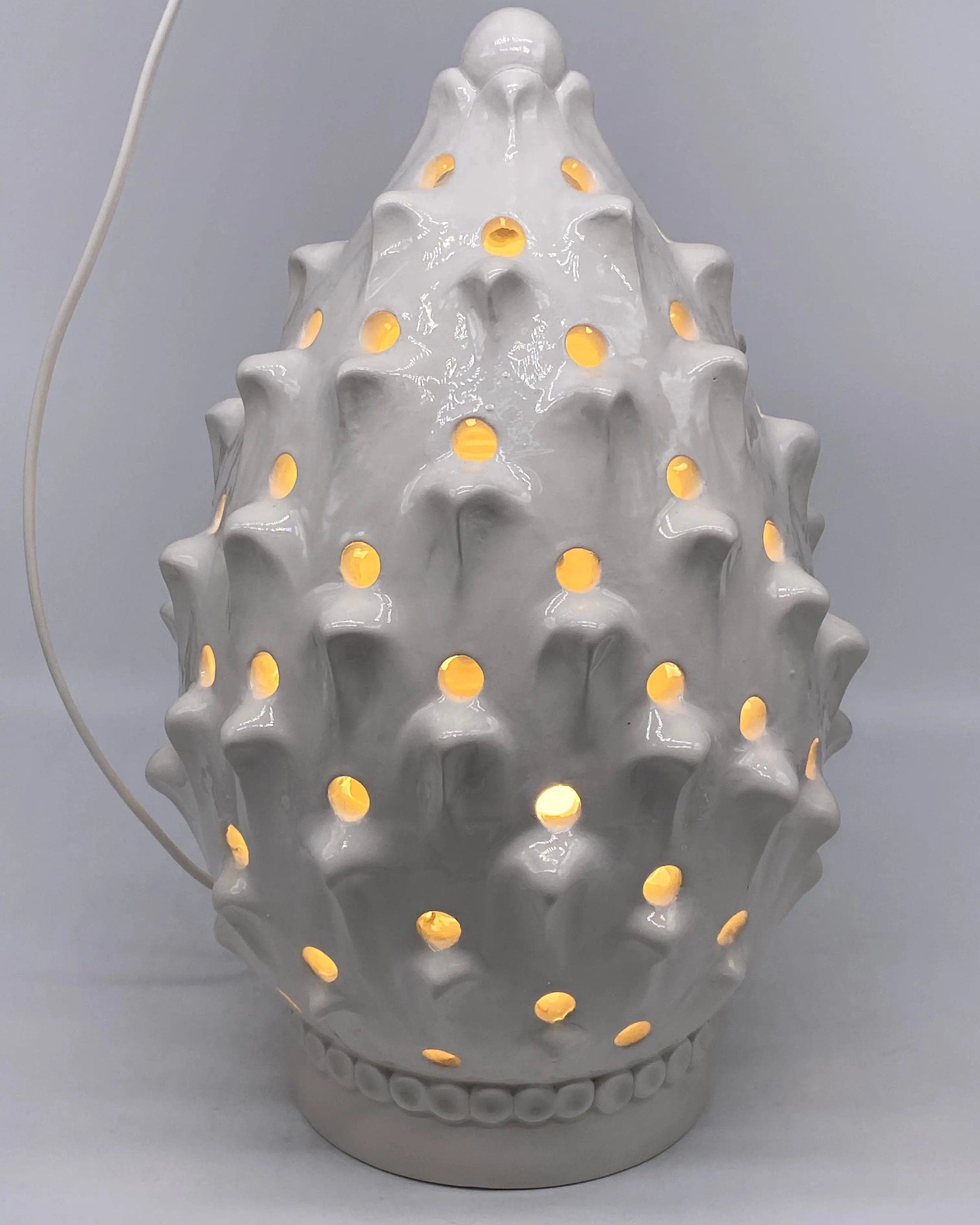Lampada Pigna traforata Ceramica Caltagirone cm H.35 L.23 Artigianale Bianco DD CERAMICHE SICILIANE