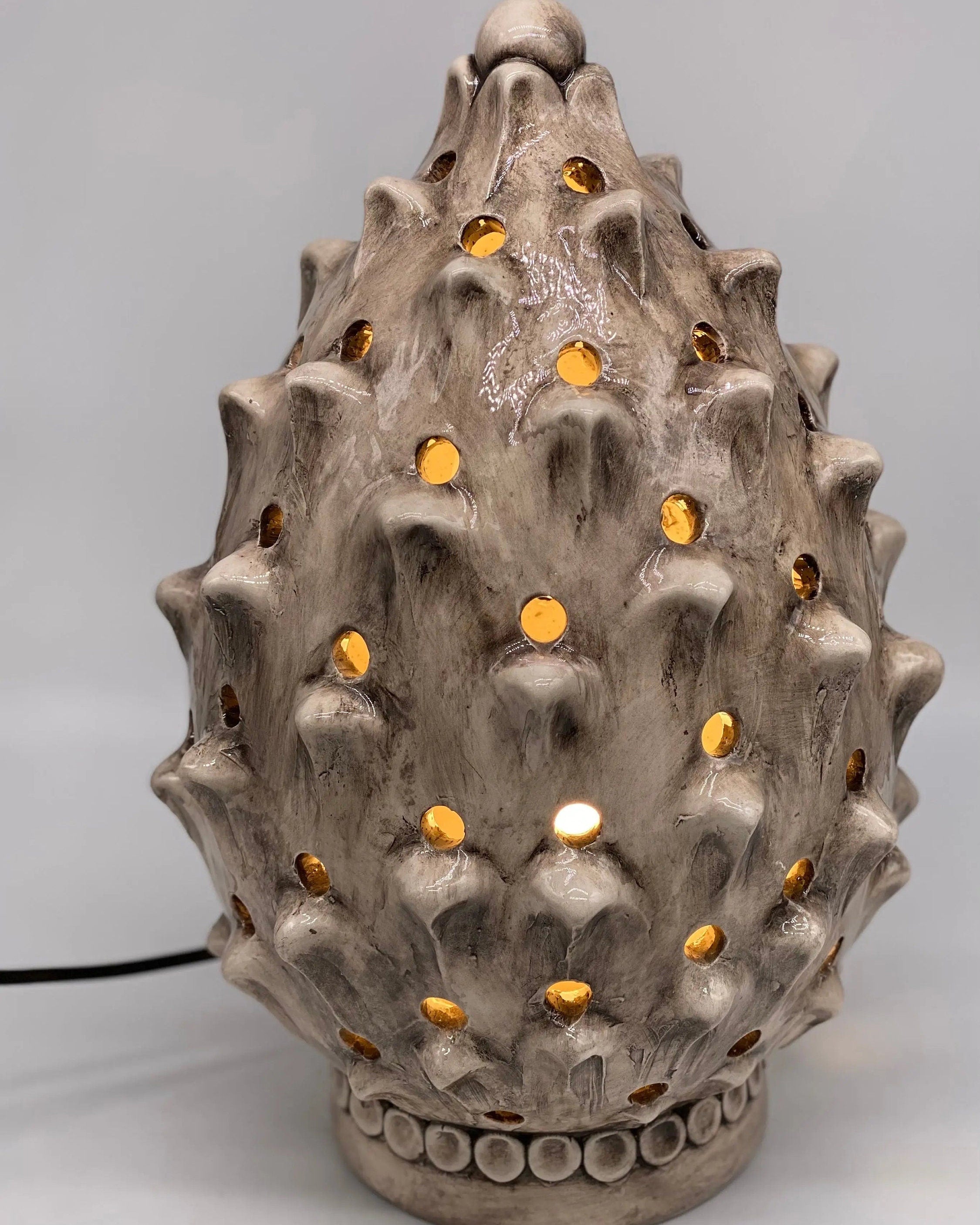 Lampada Pigna traforata Ceramica Caltagirone cm H.35 L.23 Artigianale Beige Écru DD CERAMICHE SICILIANE