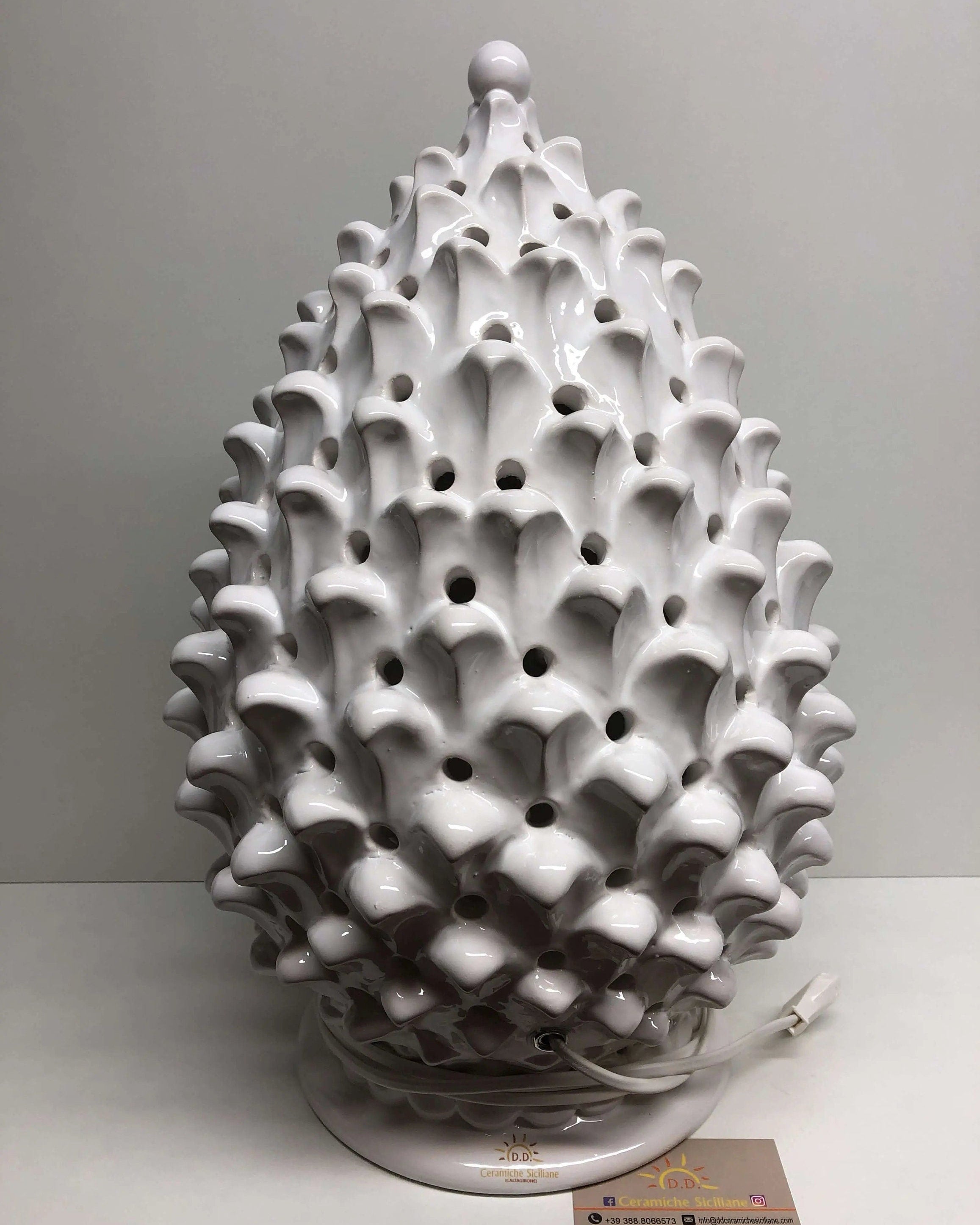 Lampada Pigna traforata Ceramica Caltagirone cm H.47 L.30 Artigianale Bianco DD CERAMICHE SICILIANE