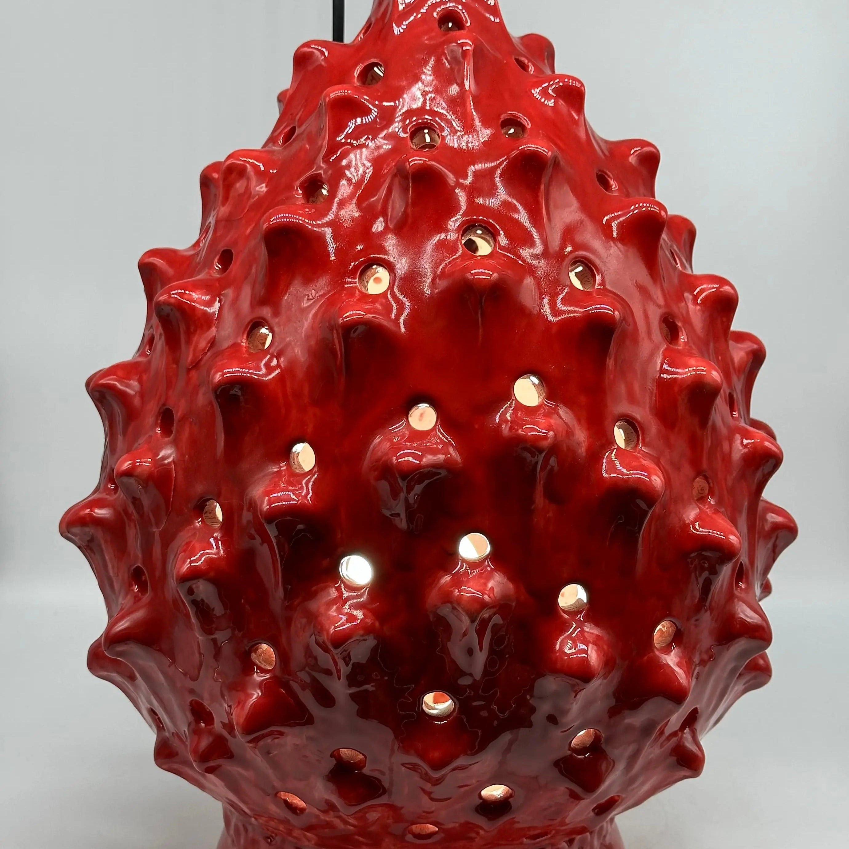 FINE SERIE - Lampada Pigna Luis traforata Ceramica Caltagirone cm H.45 L.28 Artigianale Rosso DD CERAMICHE SICILIANE