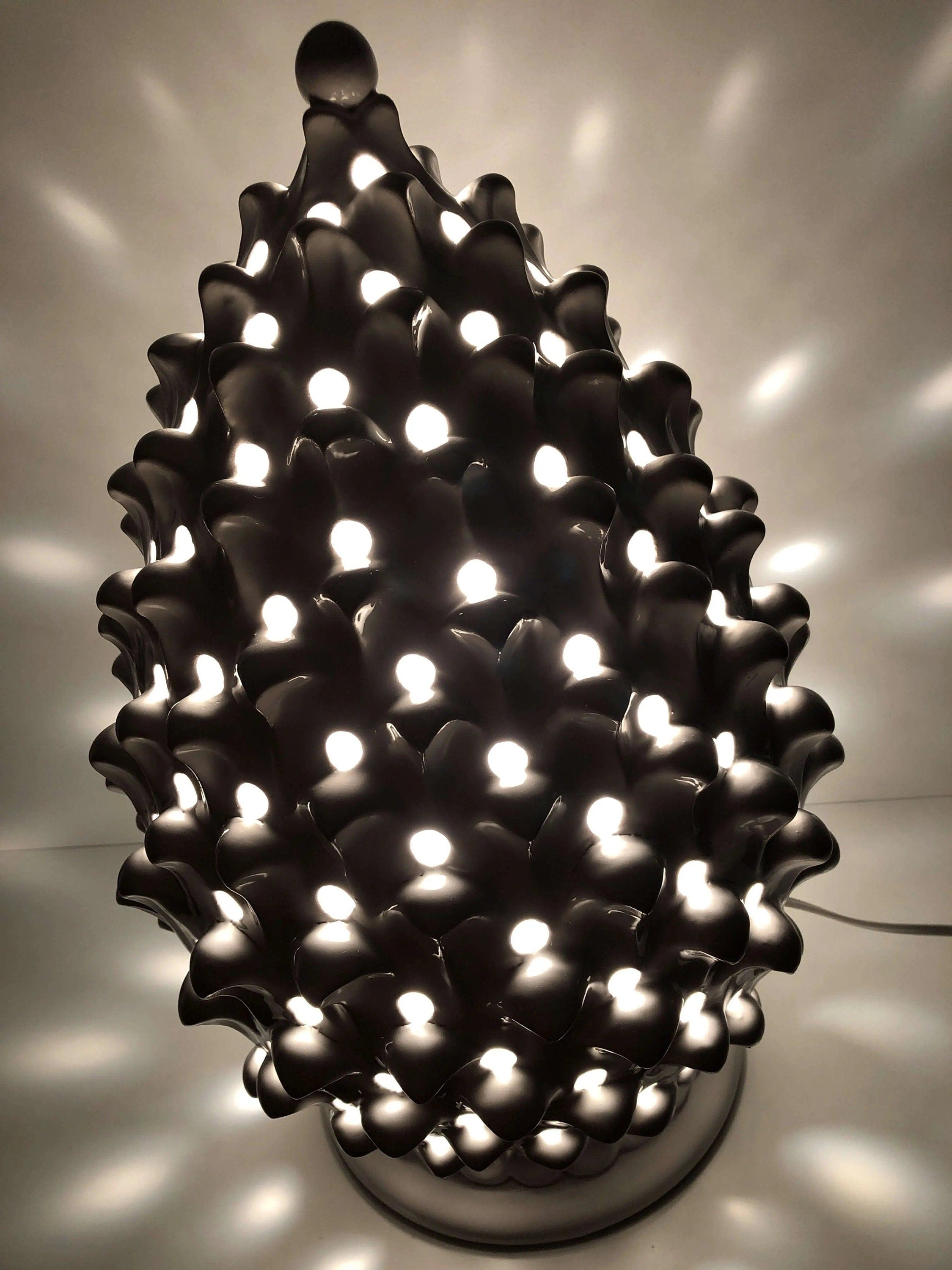 Lampada Pigna traforata Ceramica Caltagirone cm H.47 L.30 Artigianale Bianco DD CERAMICHE SICILIANE