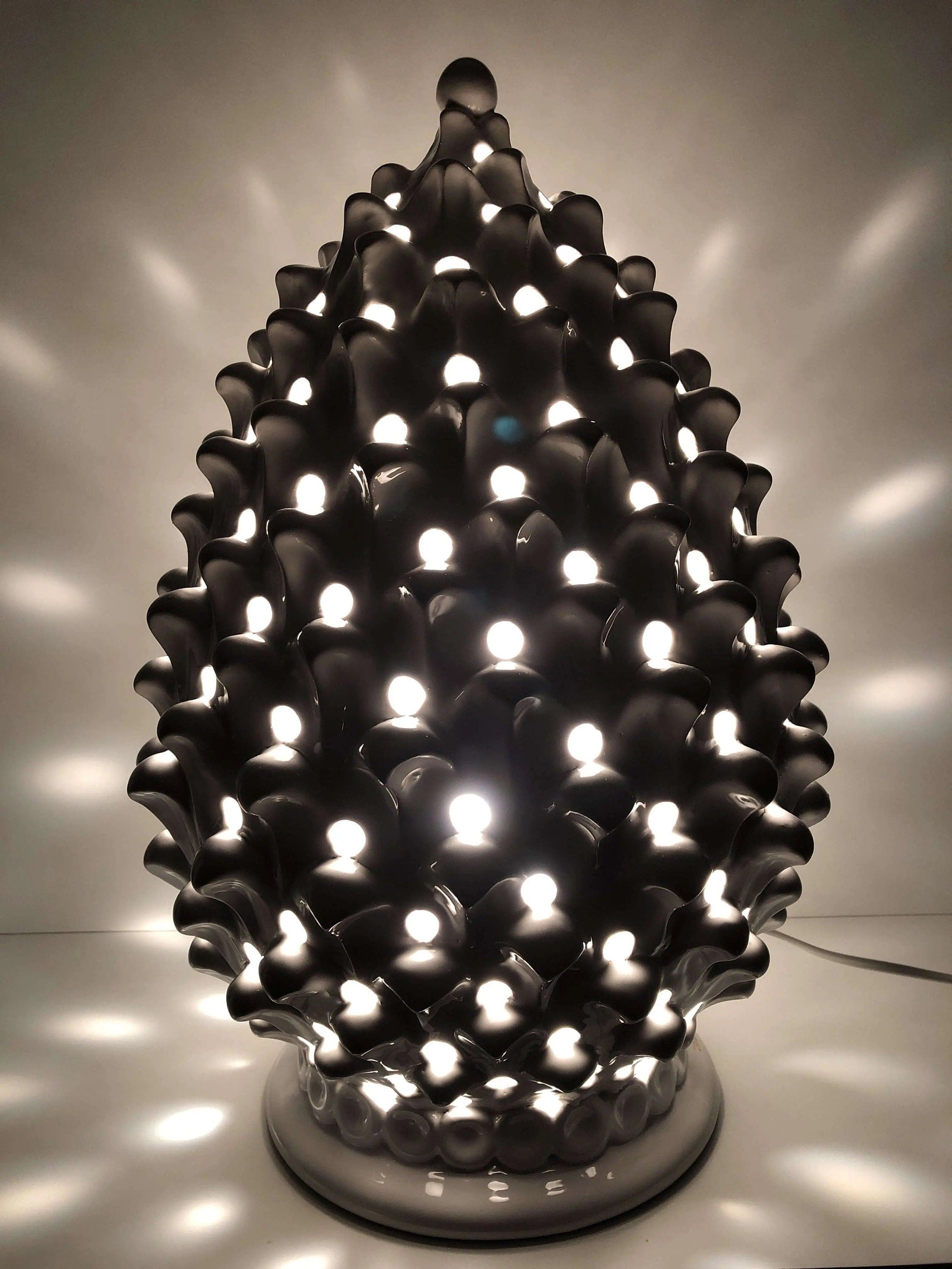 Lampada Pigna traforata Ceramica Caltagirone cm H.47 L.30 Artigianale Bianco DD CERAMICHE SICILIANE