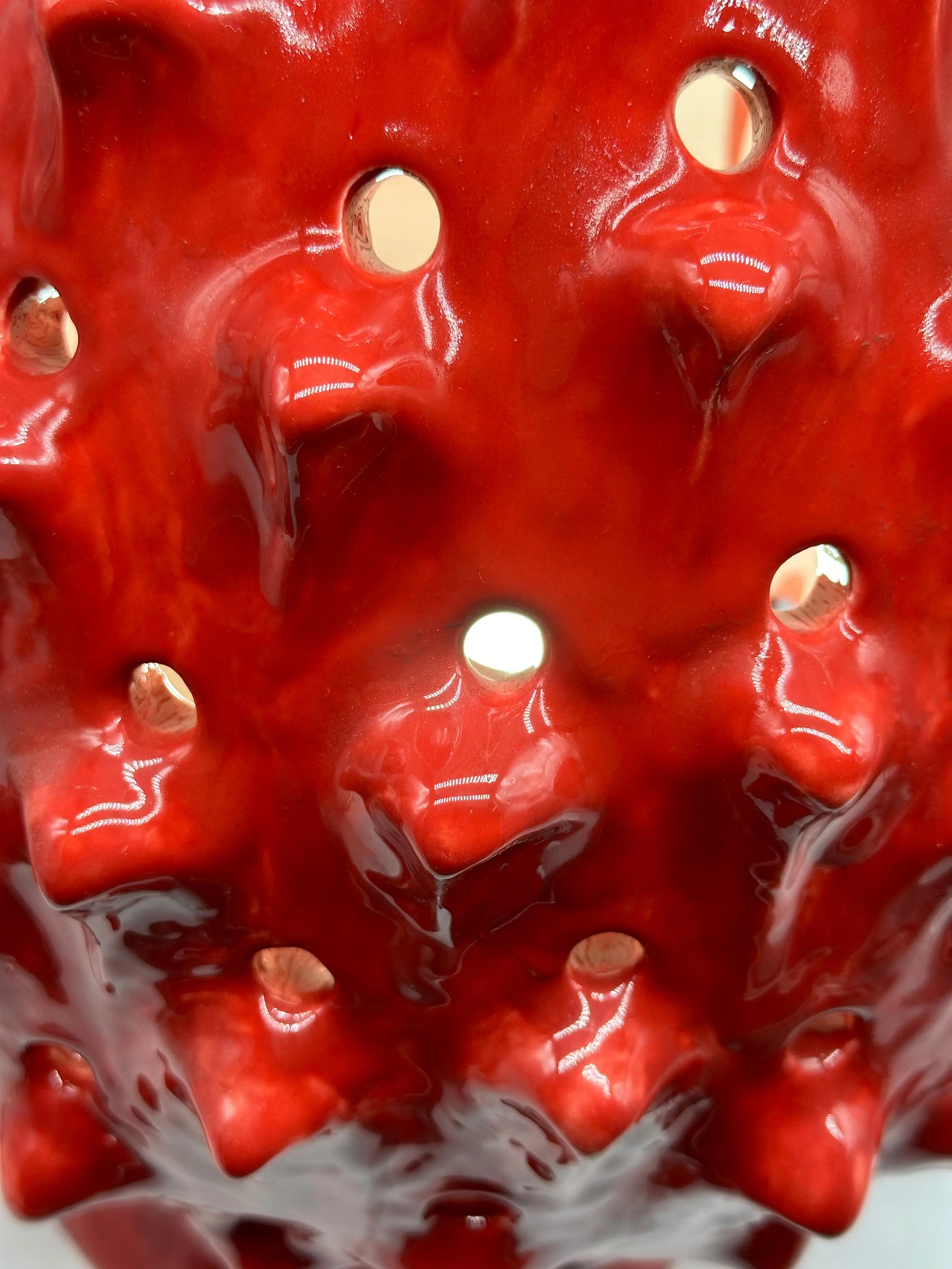 FINE SERIE - Lampada Pigna Luis traforata Ceramica Caltagirone cm H.45 L.28 Artigianale Rosso DD CERAMICHE SICILIANE