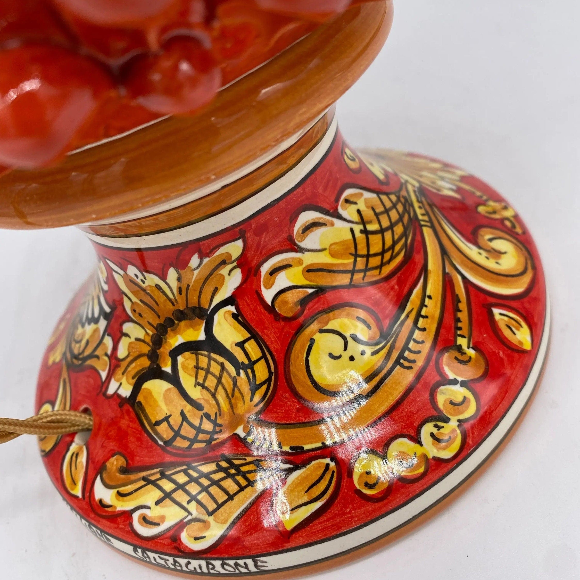 Lampada Pigna traforata Ceramica Caltagirone cm H.30 L.20 Artigianale Rosso Base Decorata DD CERAMICHE SICILIANE