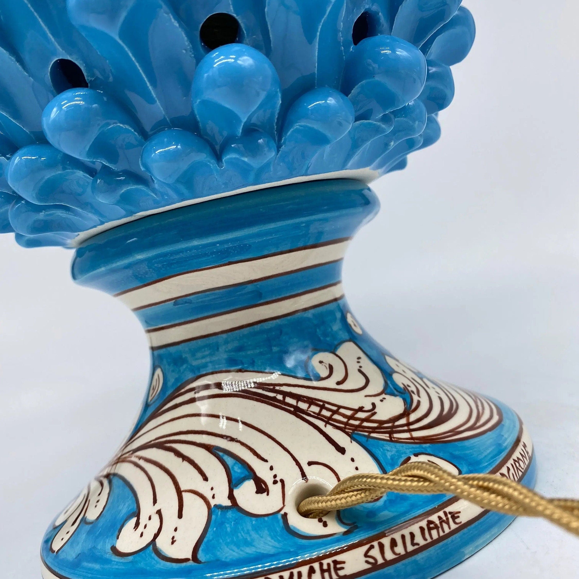 Lampada Pigna traforata Ceramica Caltagirone cm H.30 L.20 Artigianale Celeste Base Decorata DD CERAMICHE SICILIANE