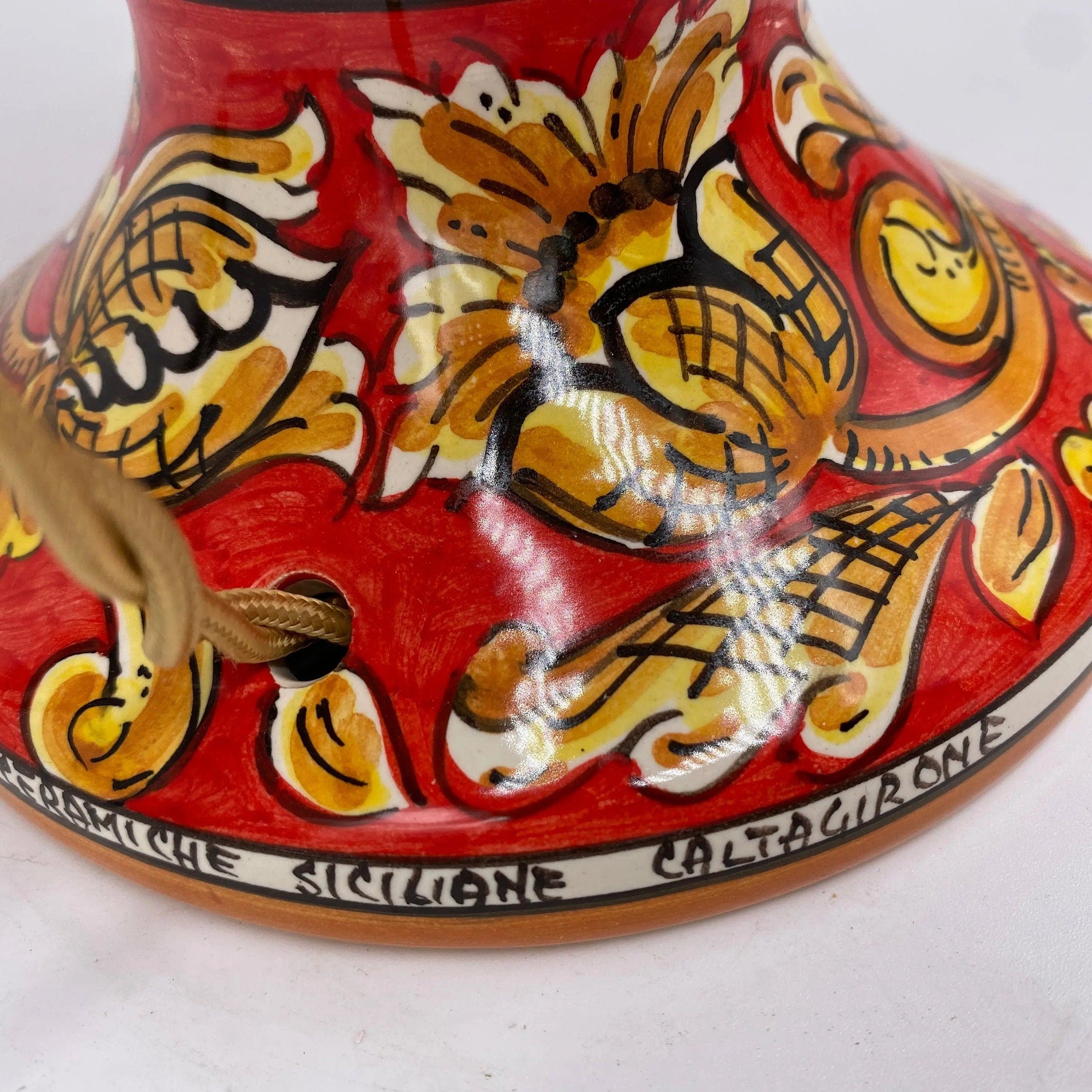 Lampada Pigna traforata Ceramica Caltagirone cm H.30 L.20 Artigianale Rosso Base Decorata DD CERAMICHE SICILIANE