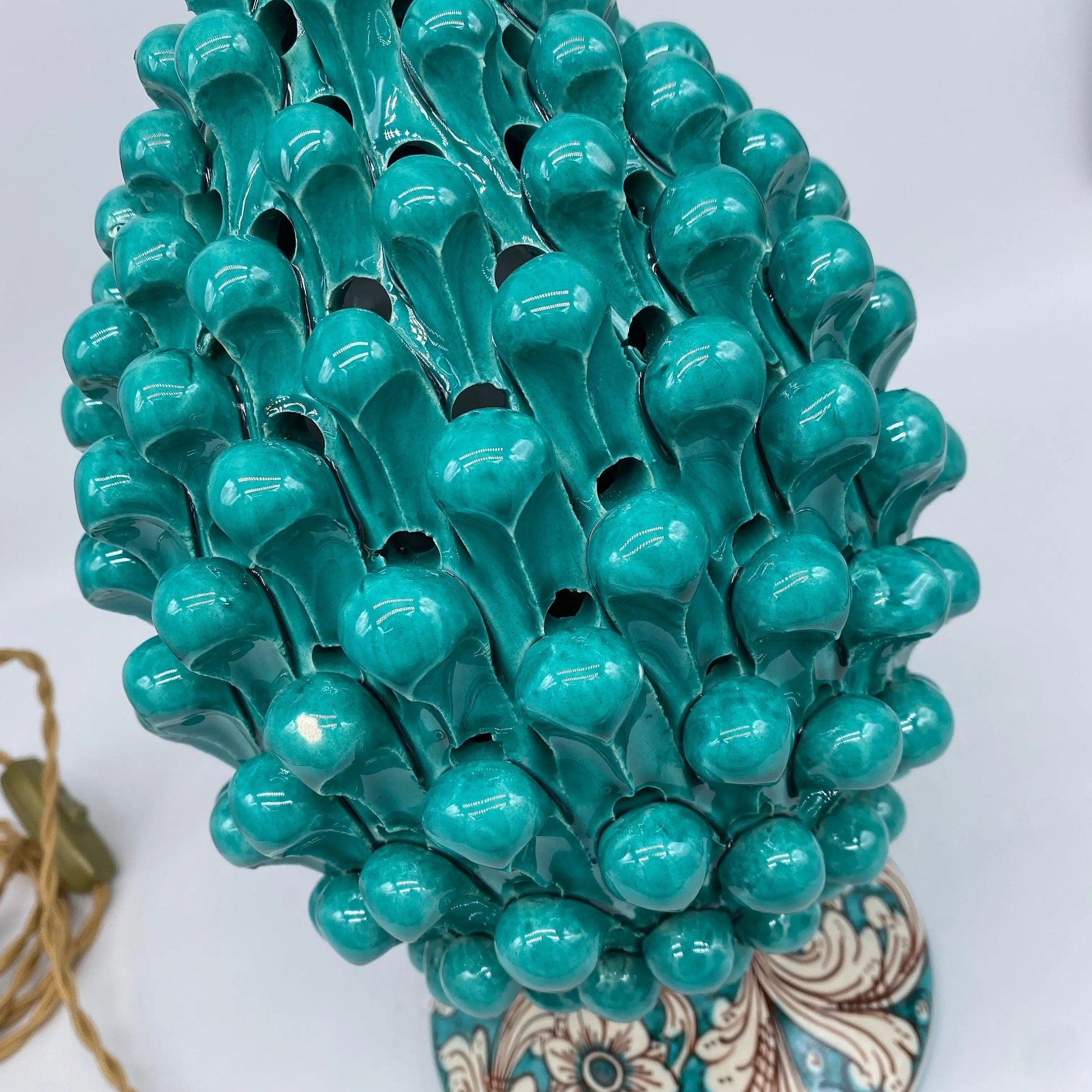 Lampada Pigna traforata Ceramica Caltagirone cm H.30 L.20 Artigianale Verde Base Decorata DD CERAMICHE SICILIANE