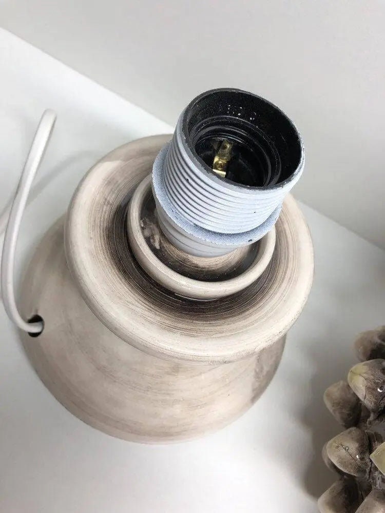 Lampada Pigna traforata Ceramica Caltagirone cm H.30 L.20 Artigianale Beige Écru DD CERAMICHE SICILIANE