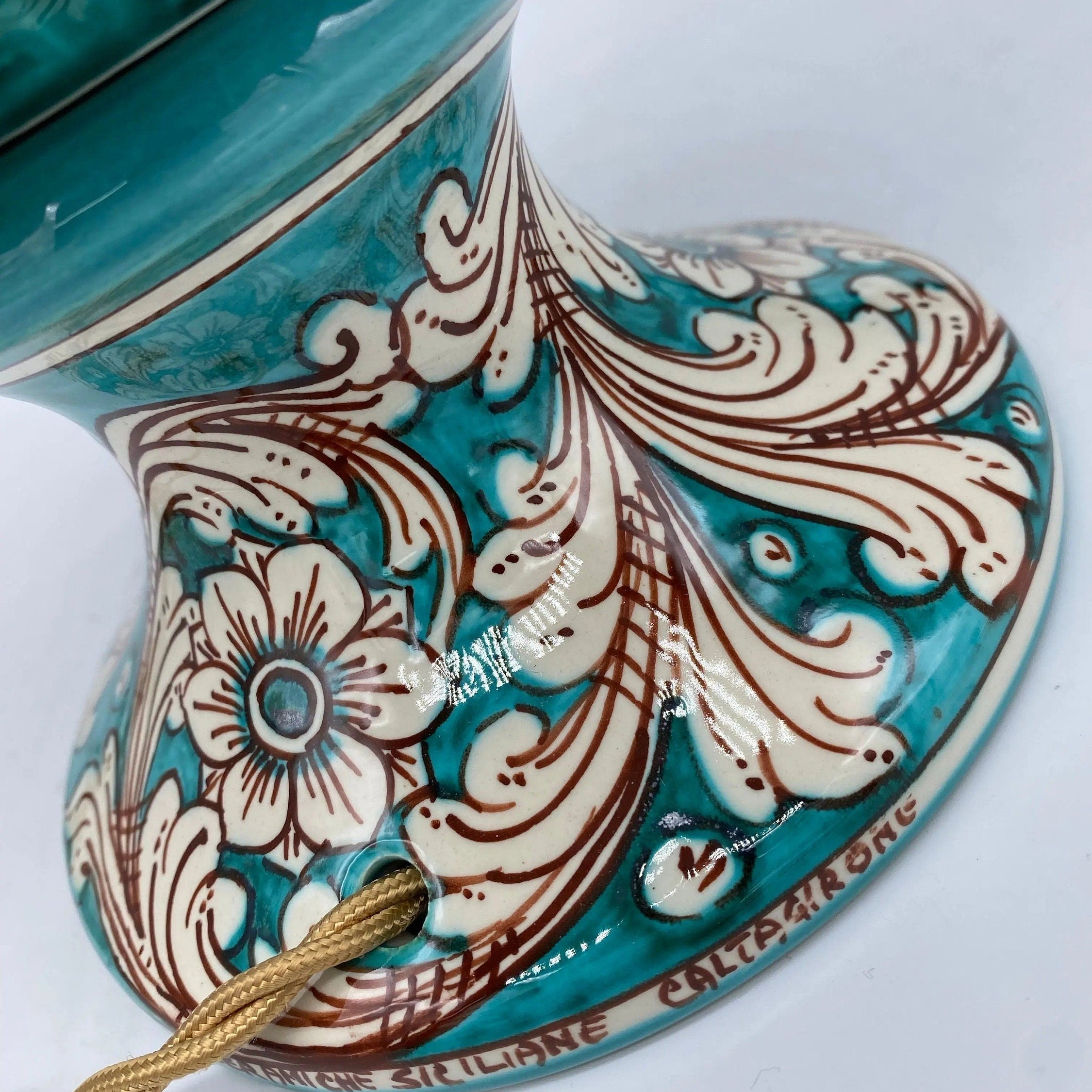 Lampada Pigna traforata Ceramica Caltagirone cm H.30 L.20 Artigianale Verde Base Decorata DD CERAMICHE SICILIANE