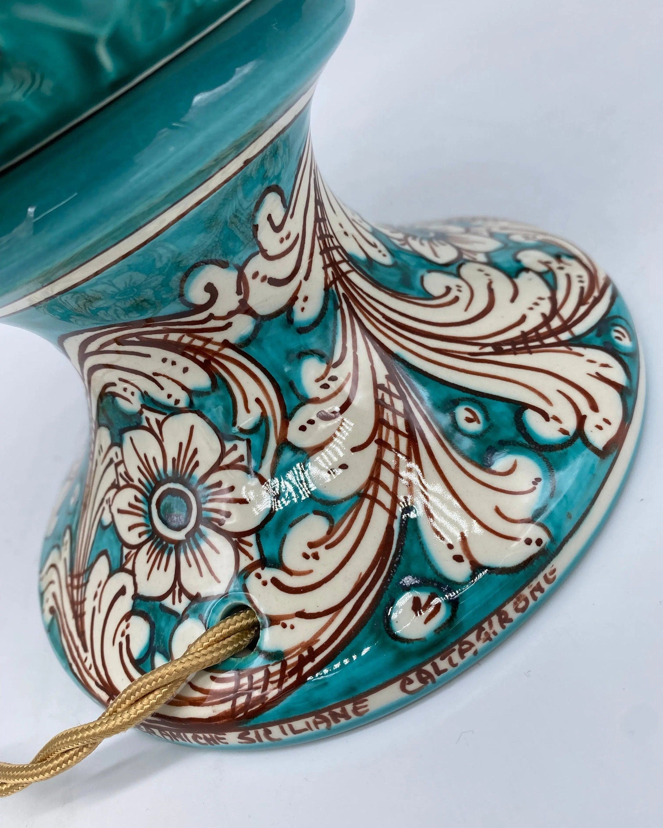 Lampada Pigna traforata Ceramica Caltagirone cm H.30 L.20 Artigianale Verde Base Decorata DD CERAMICHE SICILIANE