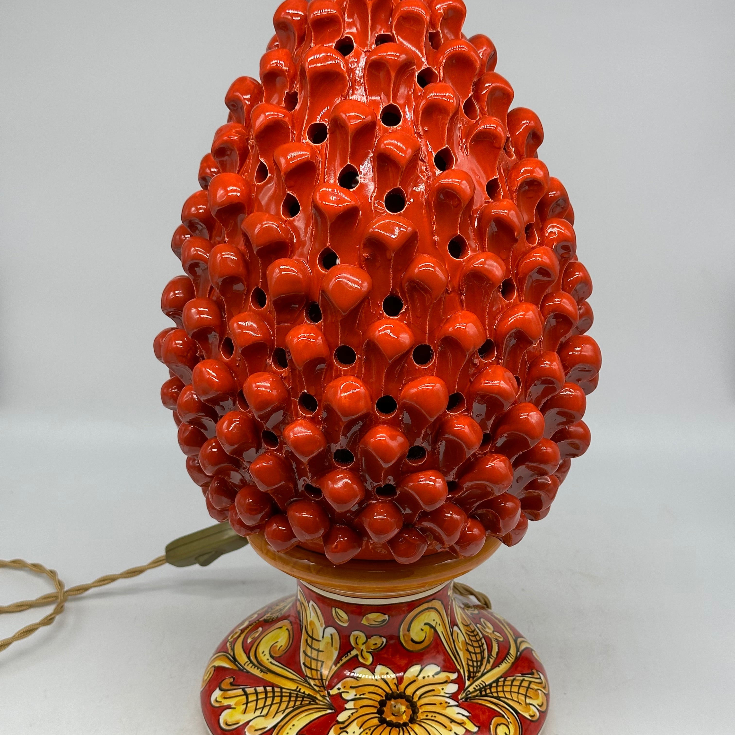 Lampada Pigna traforata Ceramica Caltagirone cm H.40 L.22 Artigianale Rosso Base Decorata - LAMPADE
