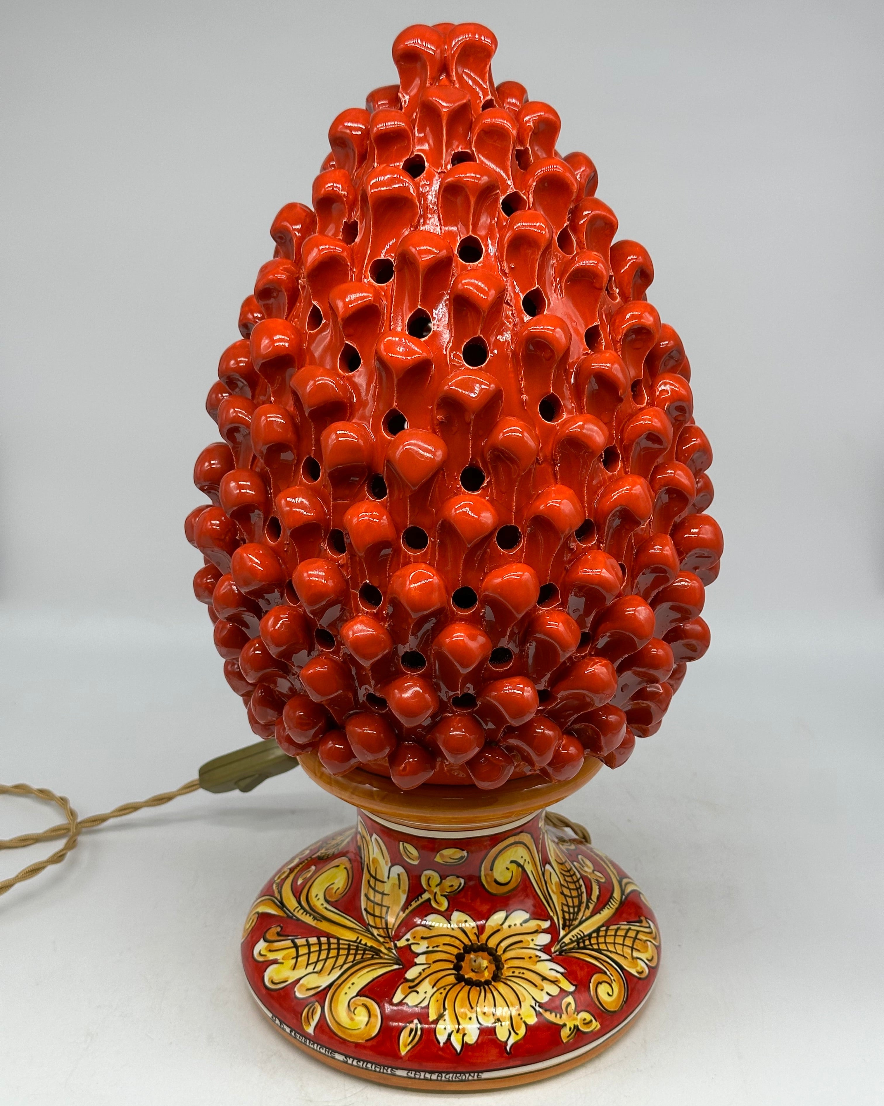 Lampada Pigna traforata Ceramica Caltagirone cm H.40 L.22 Artigianale Rosso Base Decorata - LAMPADE