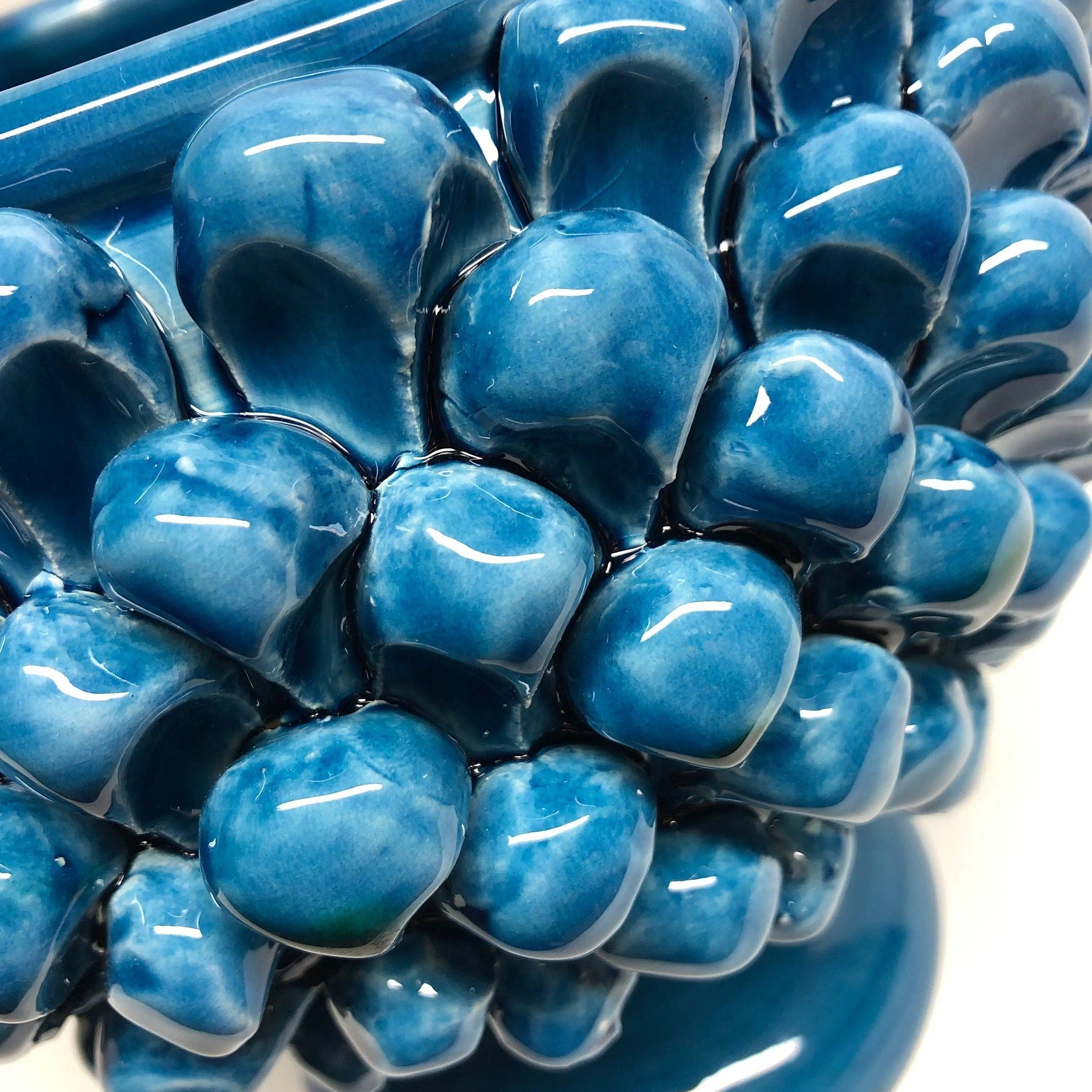 Portavaso Mezza Pigna Ceramica Caltagirone cm H.20 L.20 Artigianale Blu Cristallo DD CERAMICHE SICILIANE