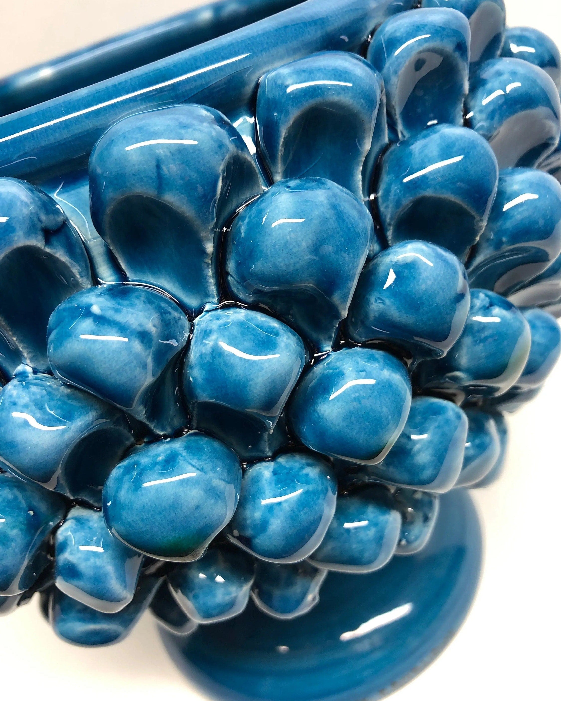 Portavaso Mezza Pigna Ceramica Caltagirone cm H.20 L.20 Artigianale Blu Cristallo DD CERAMICHE SICILIANE