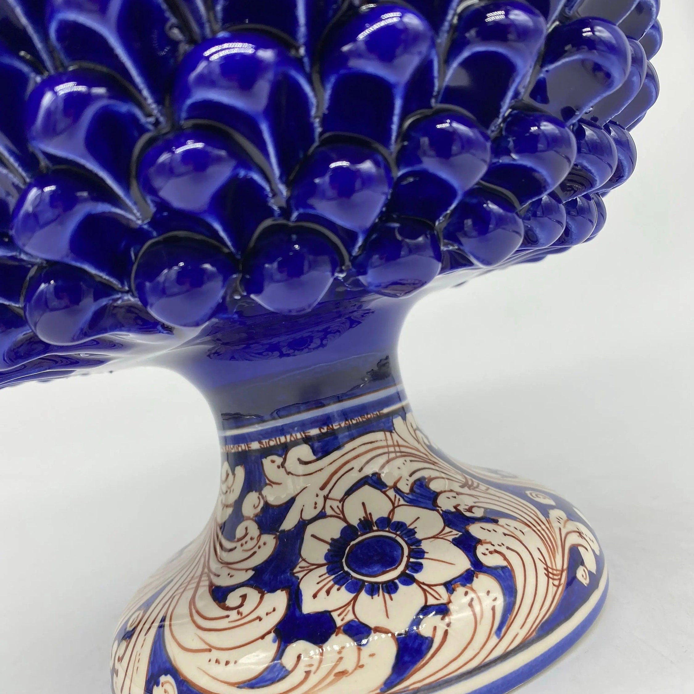 Portavaso Mezza Pigna Ceramica Caltagirone cm H.20 L.20 Artigianale Blu Base Decorata DD CERAMICHE SICILIANE
