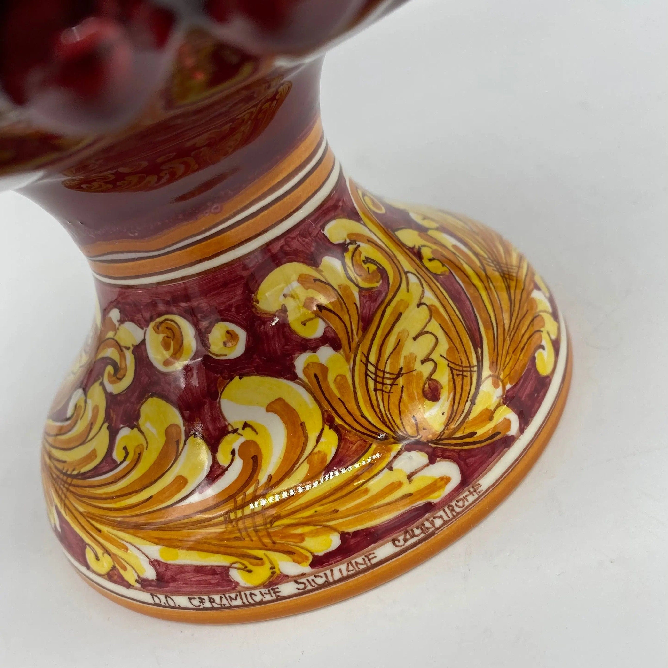 Portavaso Mezza Pigna Ceramica Caltagirone cm H.20 L.20 Artigianale Bordeaux Lucido Base Decorata DD CERAMICHE SICILIANE