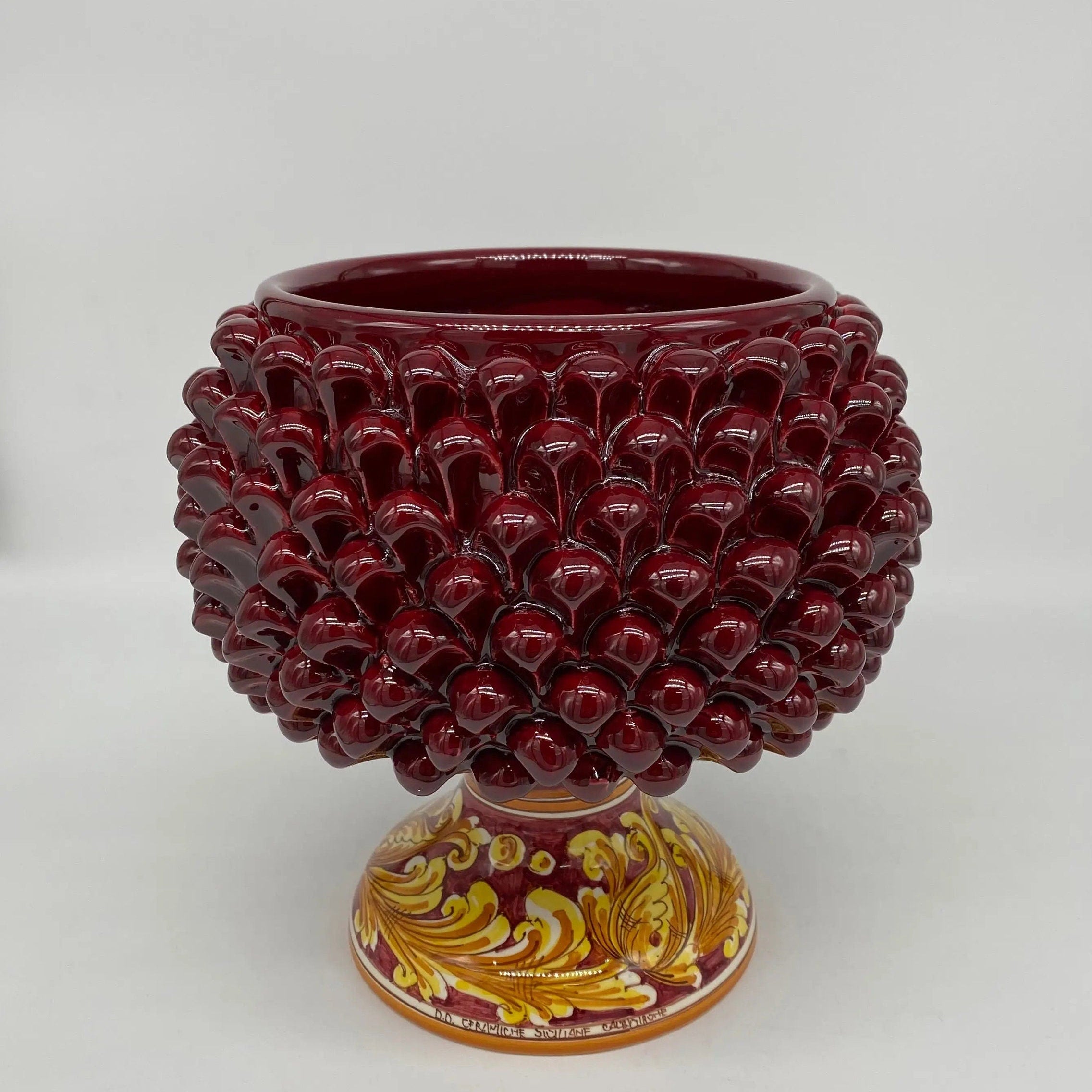 Portavaso Mezza Pigna Ceramica Caltagirone cm H.20 L.20 Artigianale Bordeaux Lucido Base Decorata DD CERAMICHE SICILIANE