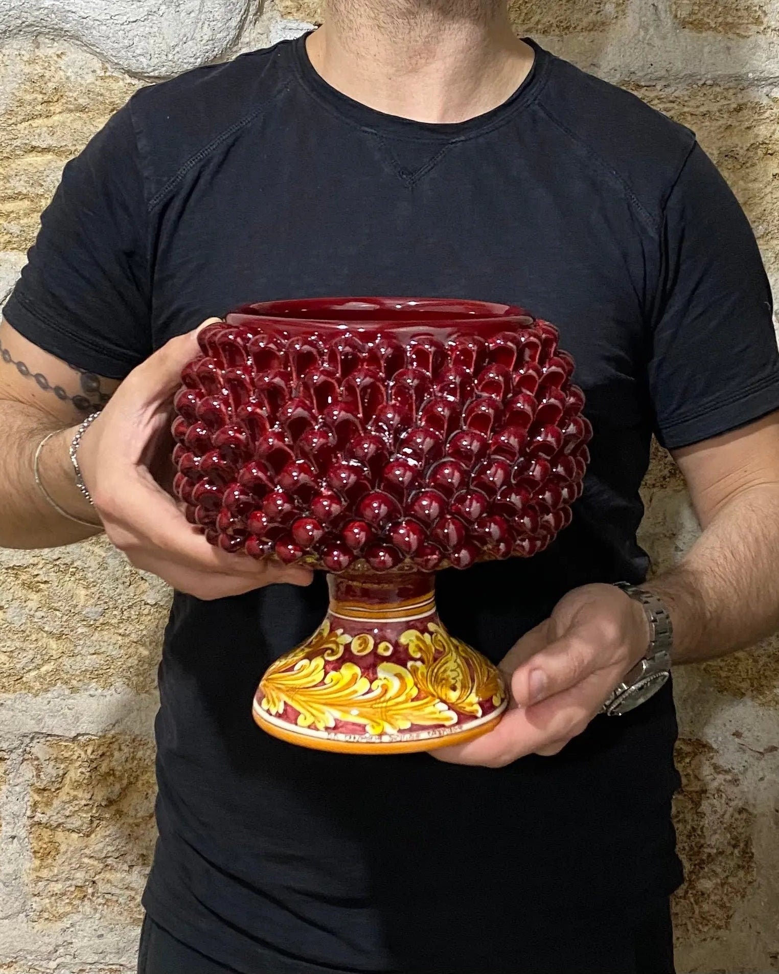 Portavaso Mezza Pigna Ceramica Caltagirone cm H.20 L.20 Artigianale Bordeaux Lucido Base Decorata DD CERAMICHE SICILIANE