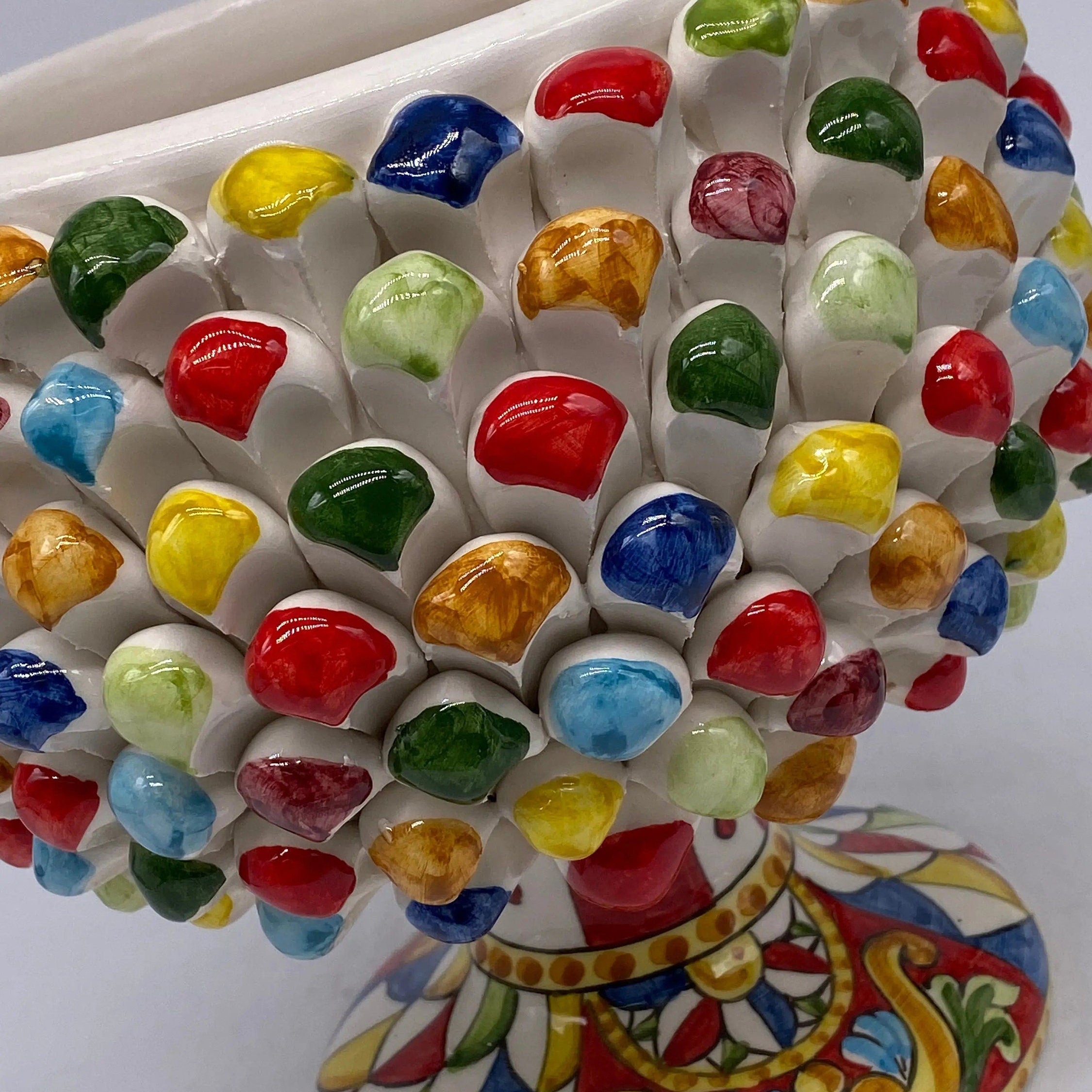 Portavaso Mezza Pigna Ceramica Caltagirone cm H.20 L.20 Artigianale “Carretto” DD CERAMICHE SICILIANE