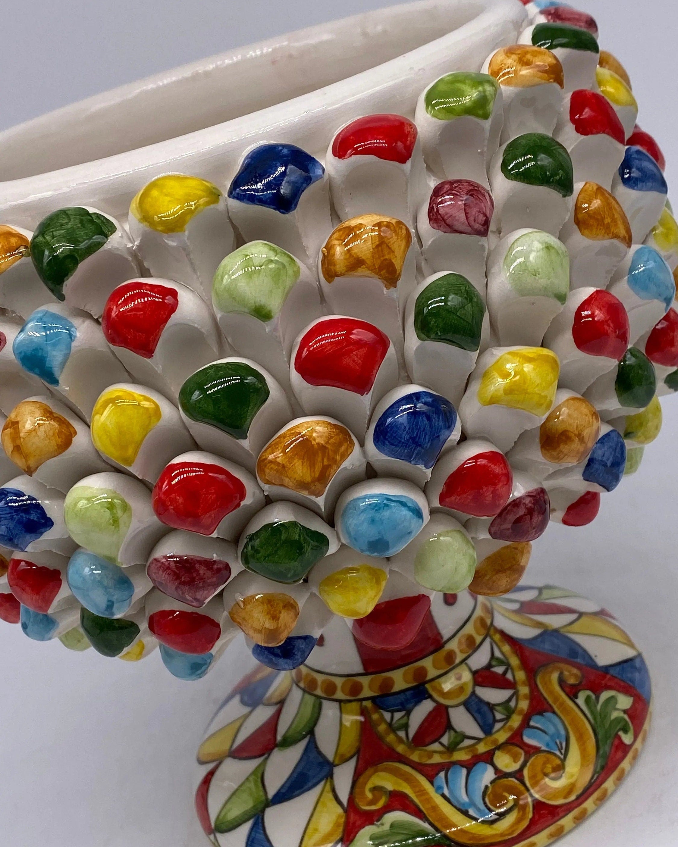 Portavaso Mezza Pigna Ceramica Caltagirone cm H.20 L.20 Artigianale “Carretto” DD CERAMICHE SICILIANE