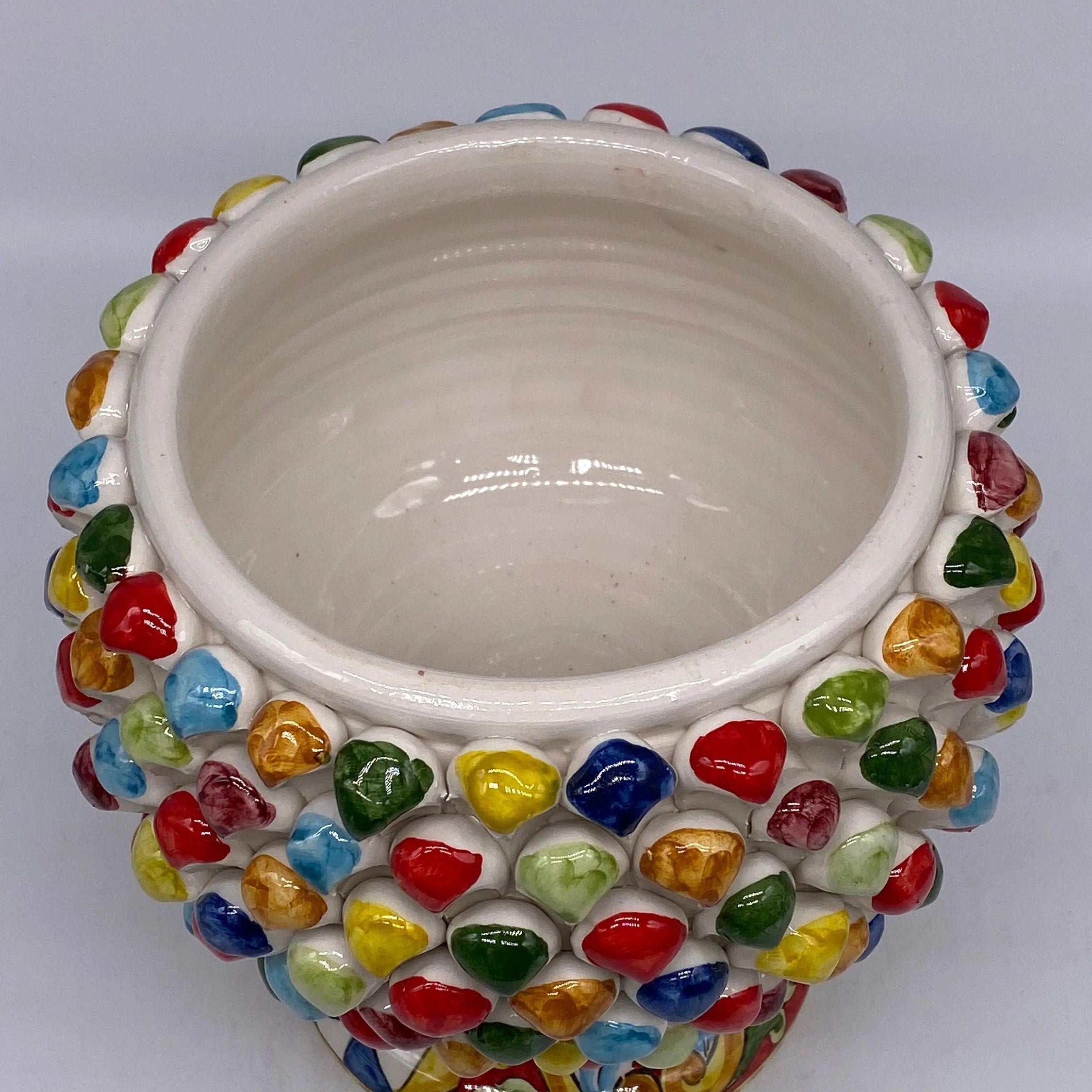 Portavaso Mezza Pigna Ceramica Caltagirone cm H.20 L.20 Artigianale “Carretto” DD CERAMICHE SICILIANE