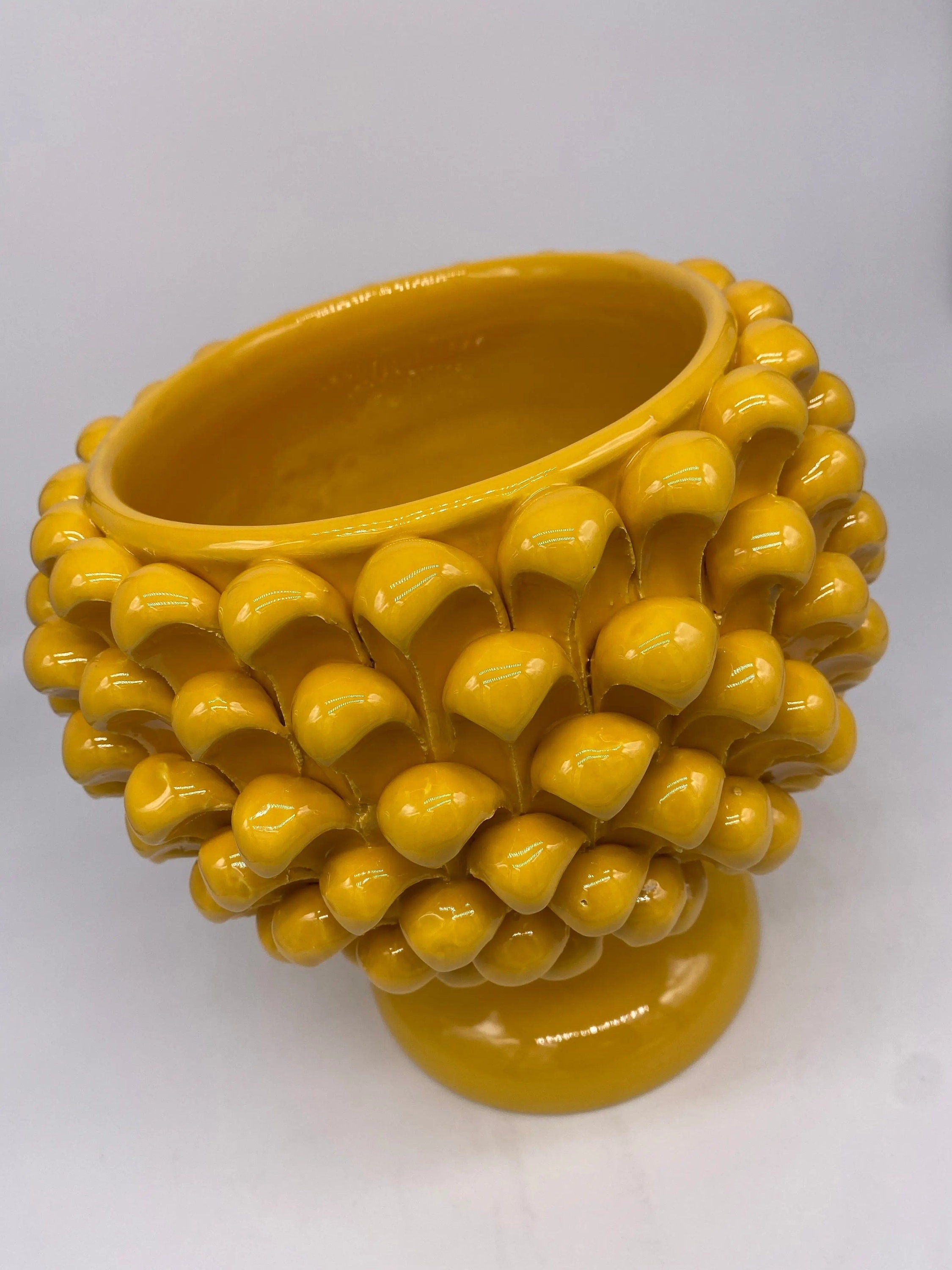 Portavaso Mezza Pigna Ceramica Caltagirone cm H.20 L.20 Artigianale Giallo DD CERAMICHE SICILIANE