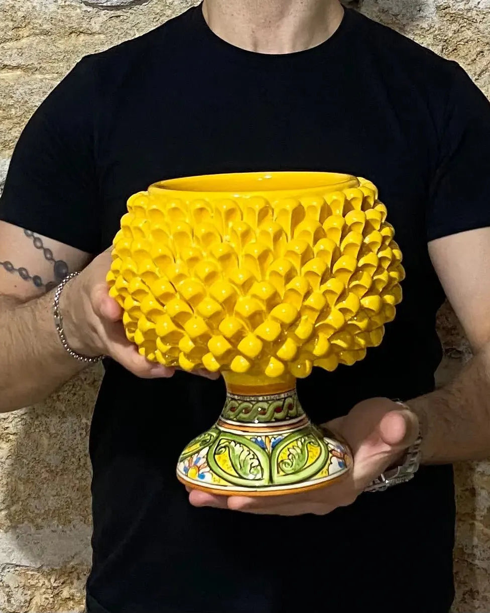 Portavaso Mezza Pigna Ceramica Caltagirone cm H.20 L.20 Artigianale Giallo Base Decorata DD CERAMICHE SICILIANE