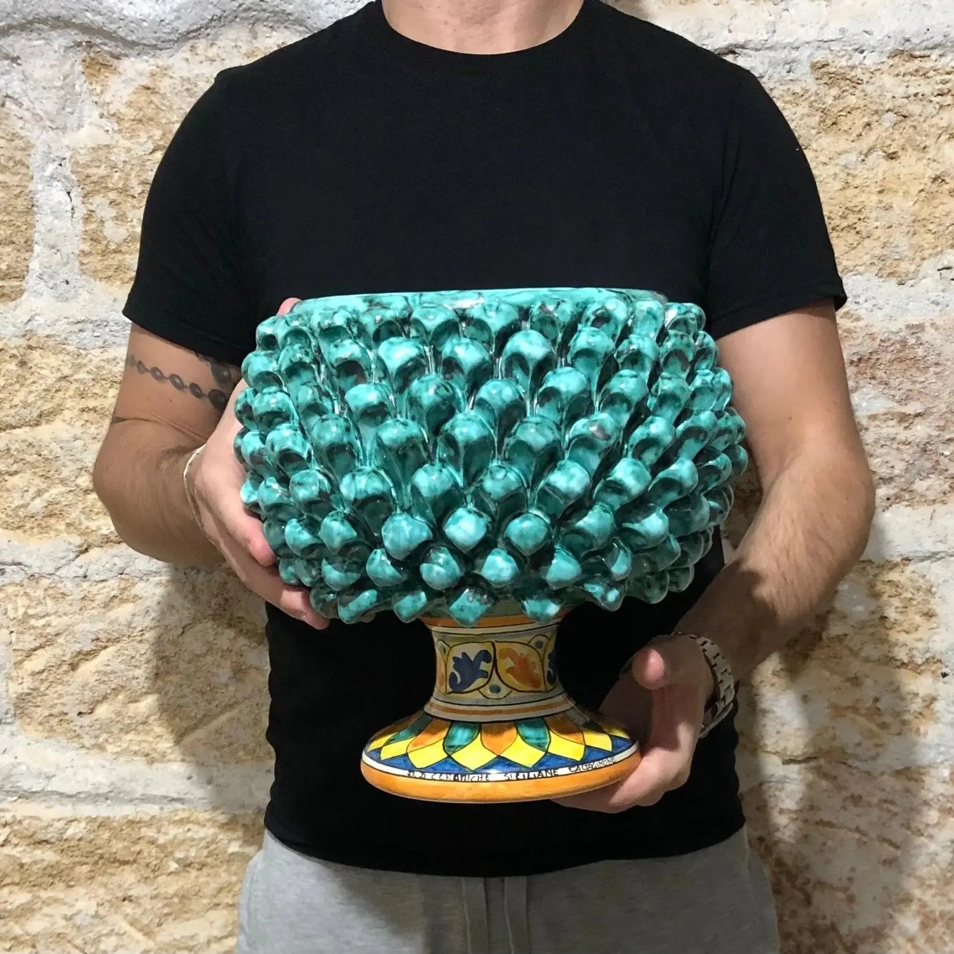 Portavaso Mezza Pigna Ceramica Caltagirone cm H.25 L.25 Artigianale Verde Acqua Base Decorata - DD CERAMICHE SICILIANE