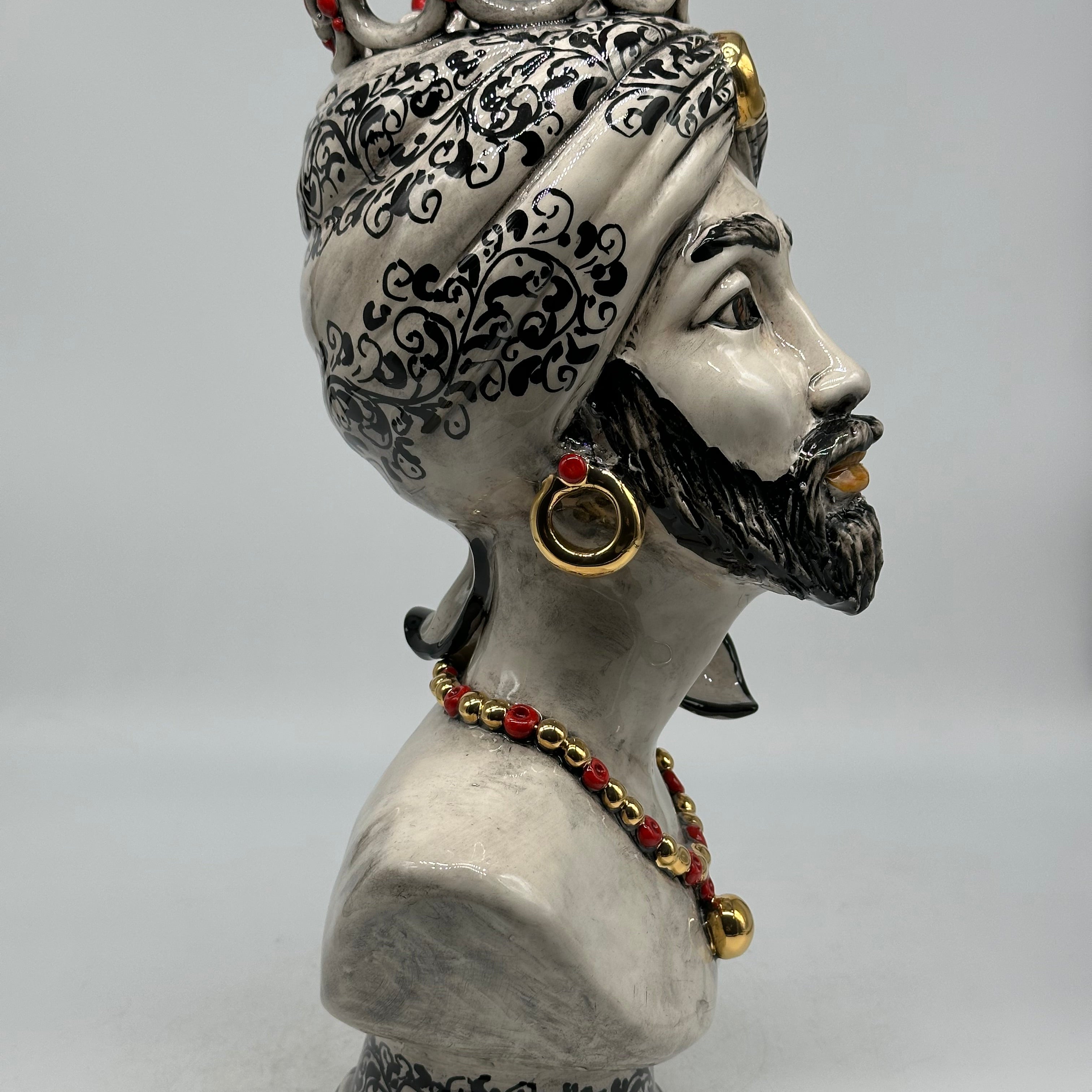 Mezzobusto Ceramica Caltagirone cm H.36 L.22 Artigianale Decoro ‘600 Nero Rosso Oro - TESTE DI MORO