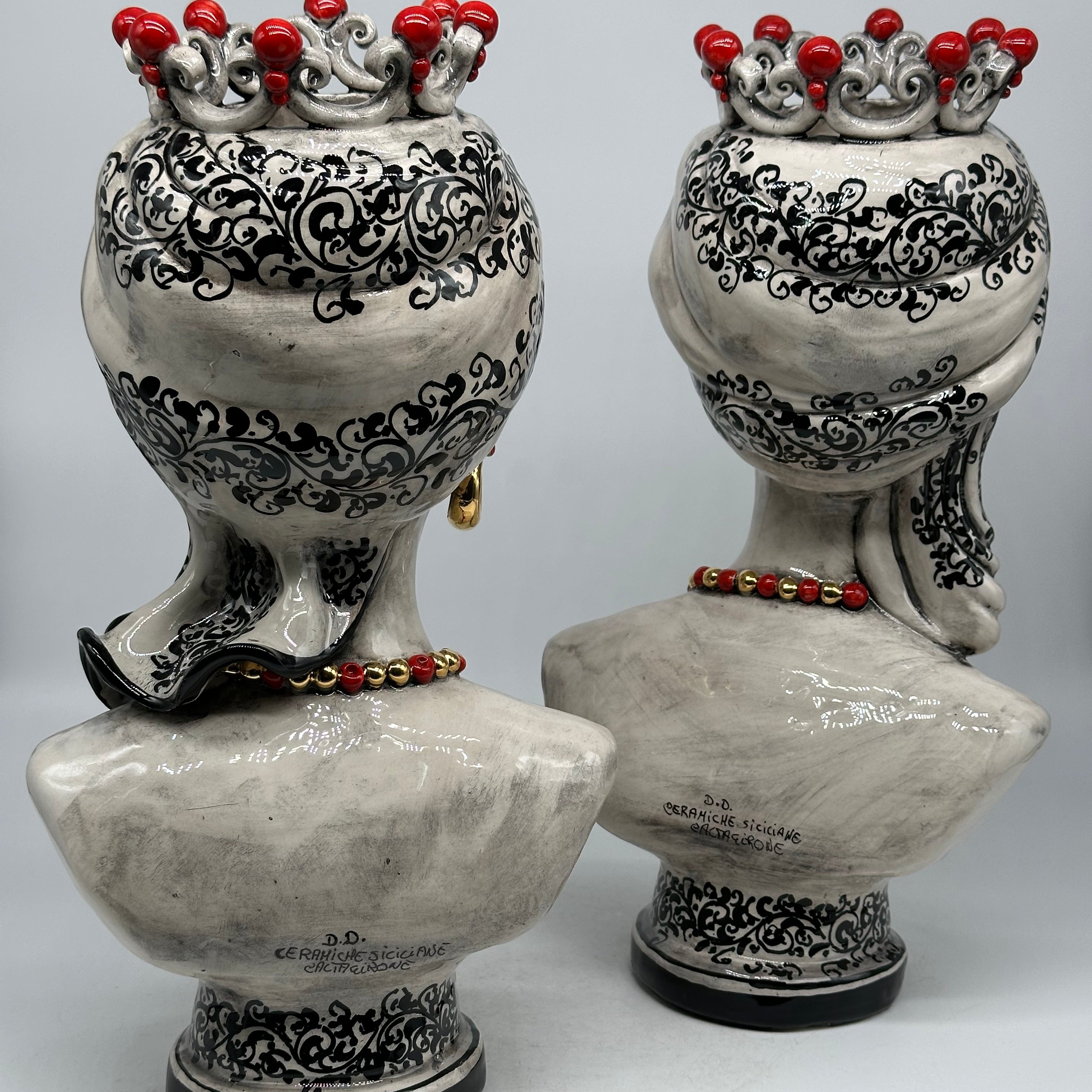 Mezzobusto Ceramica Caltagirone cm H.36 L.22 Artigianale Decoro ‘600 Nero Rosso Oro - TESTE DI MORO