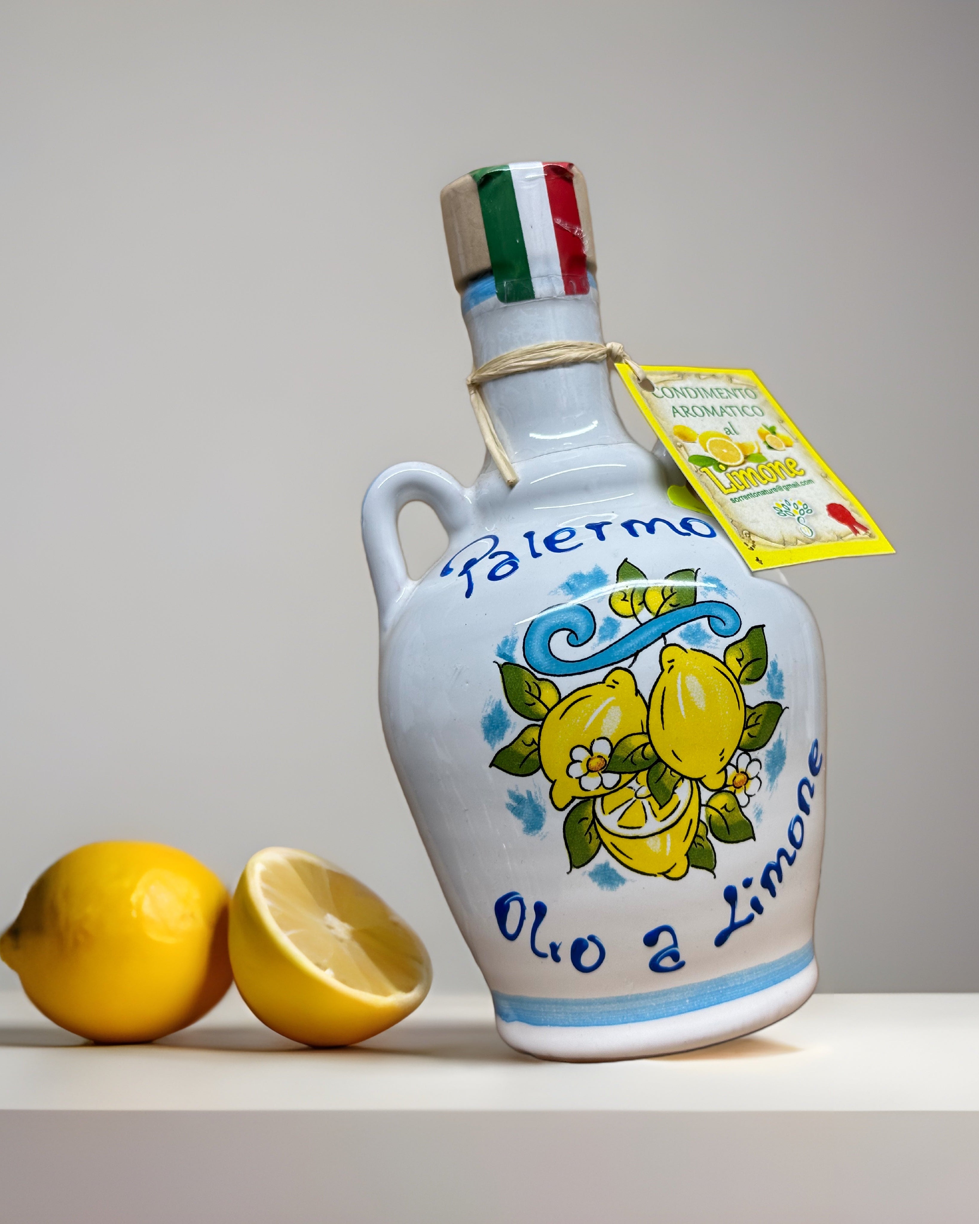 Oliera con Olio Aromatico Limone Decorata a mano 16x9cm Ceramica Caltagirone - OGGETTISTICA