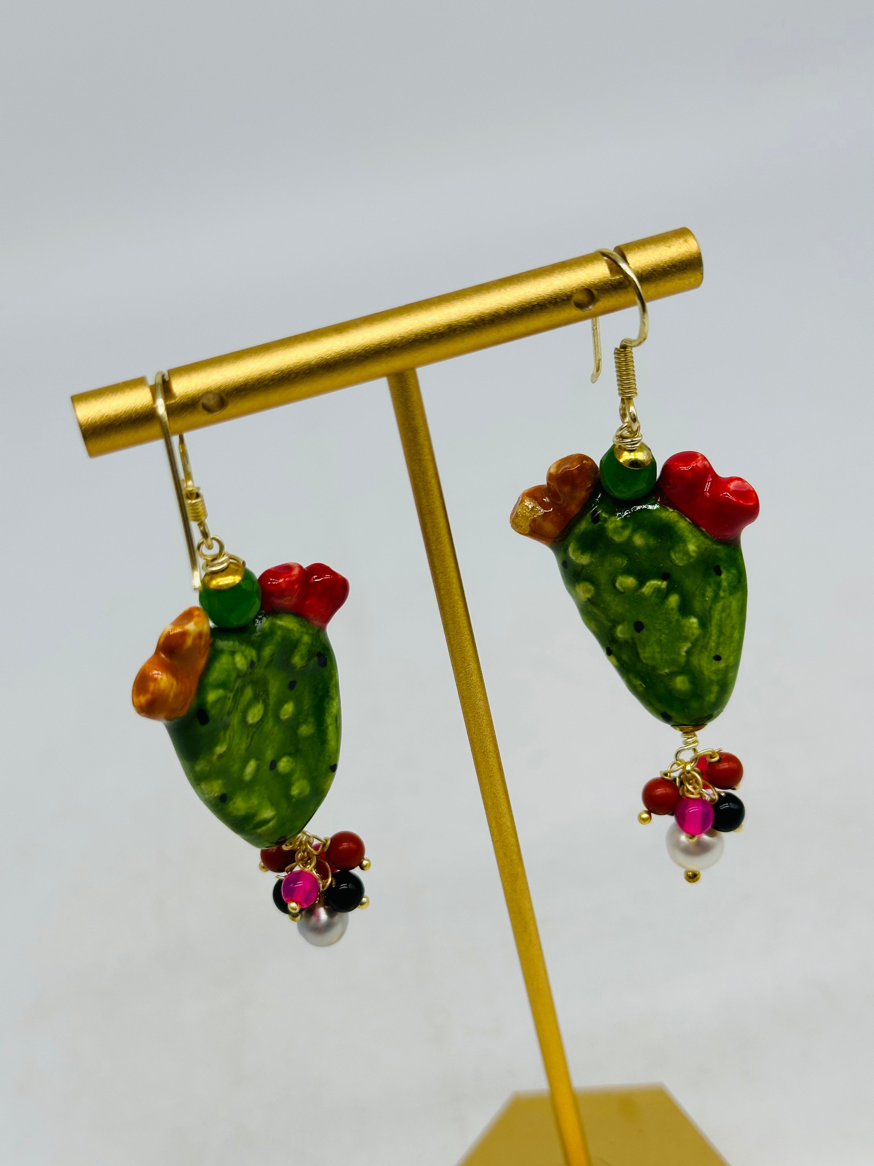 Orecchini Artigianali Fichi d’India in Ceramica di Caltagirone pietre varie V.1 - ORECCHINI