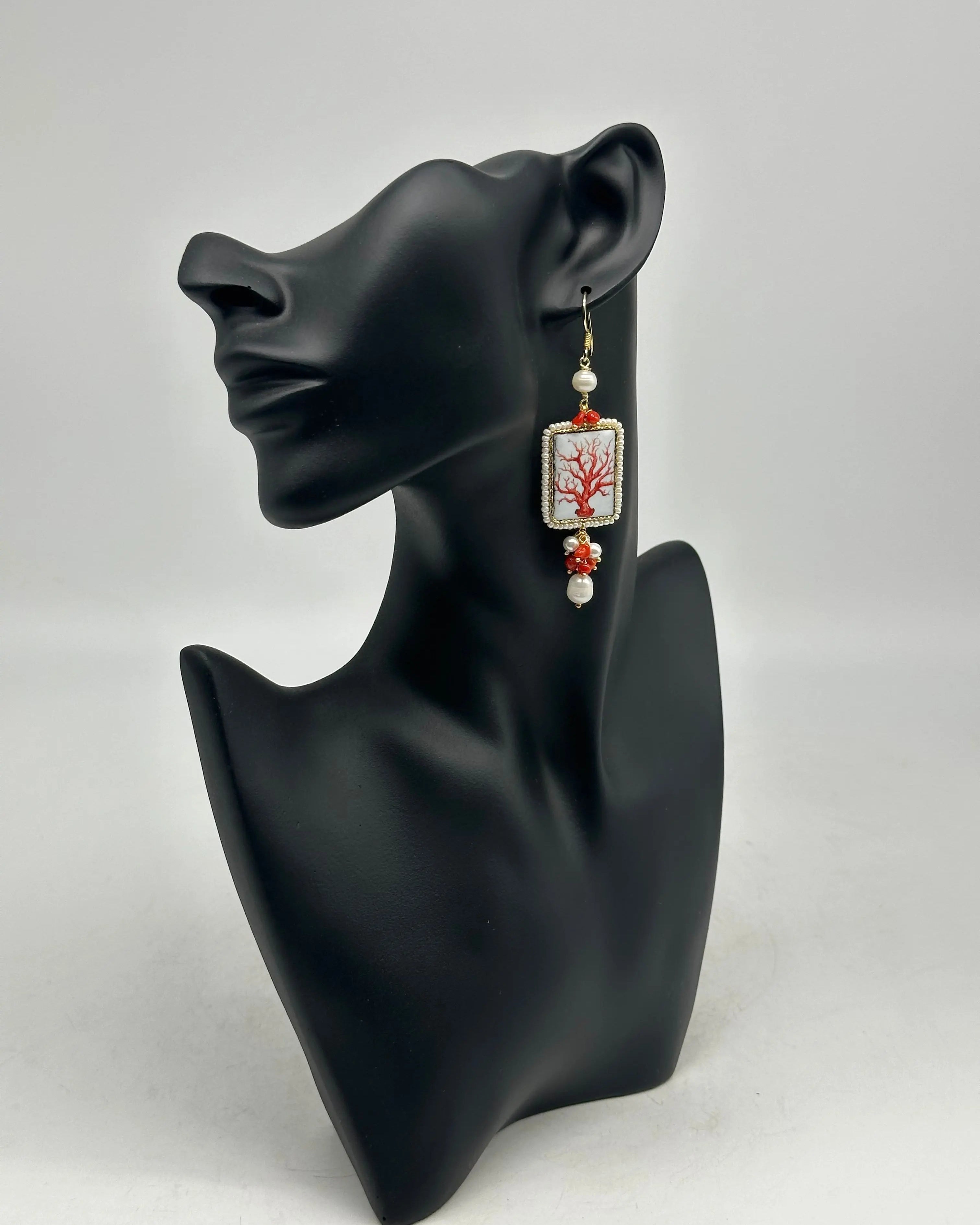 Orecchini Piastrella Ceramica di Caltagirone, cornice bianca, pietre, perle V.5 DD Ceramiche Siciliane