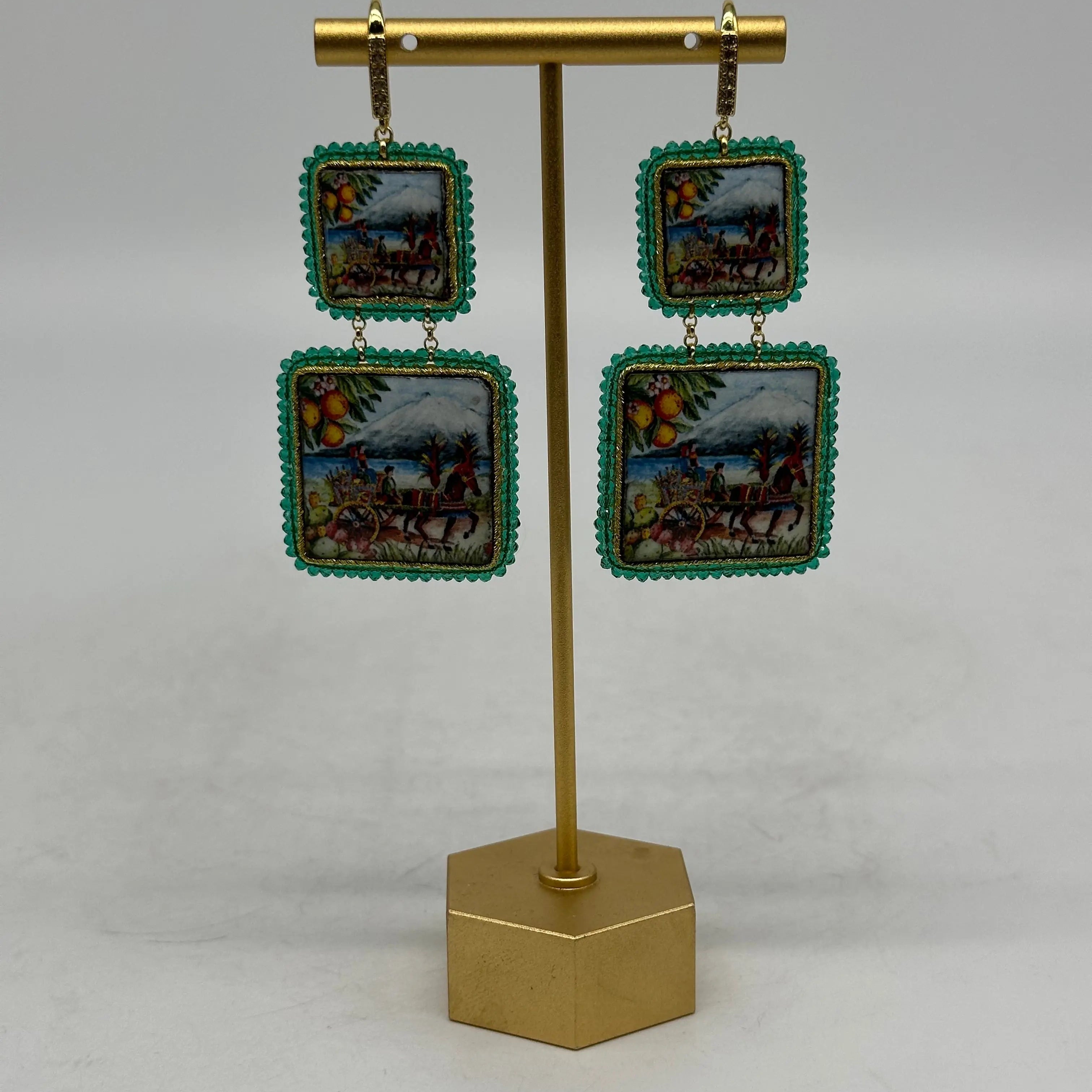 Orecchini Piastrella Ceramica di Caltagirone, cornice verde, pietre, perle V.8 DD CERAMICHE SICILIANE