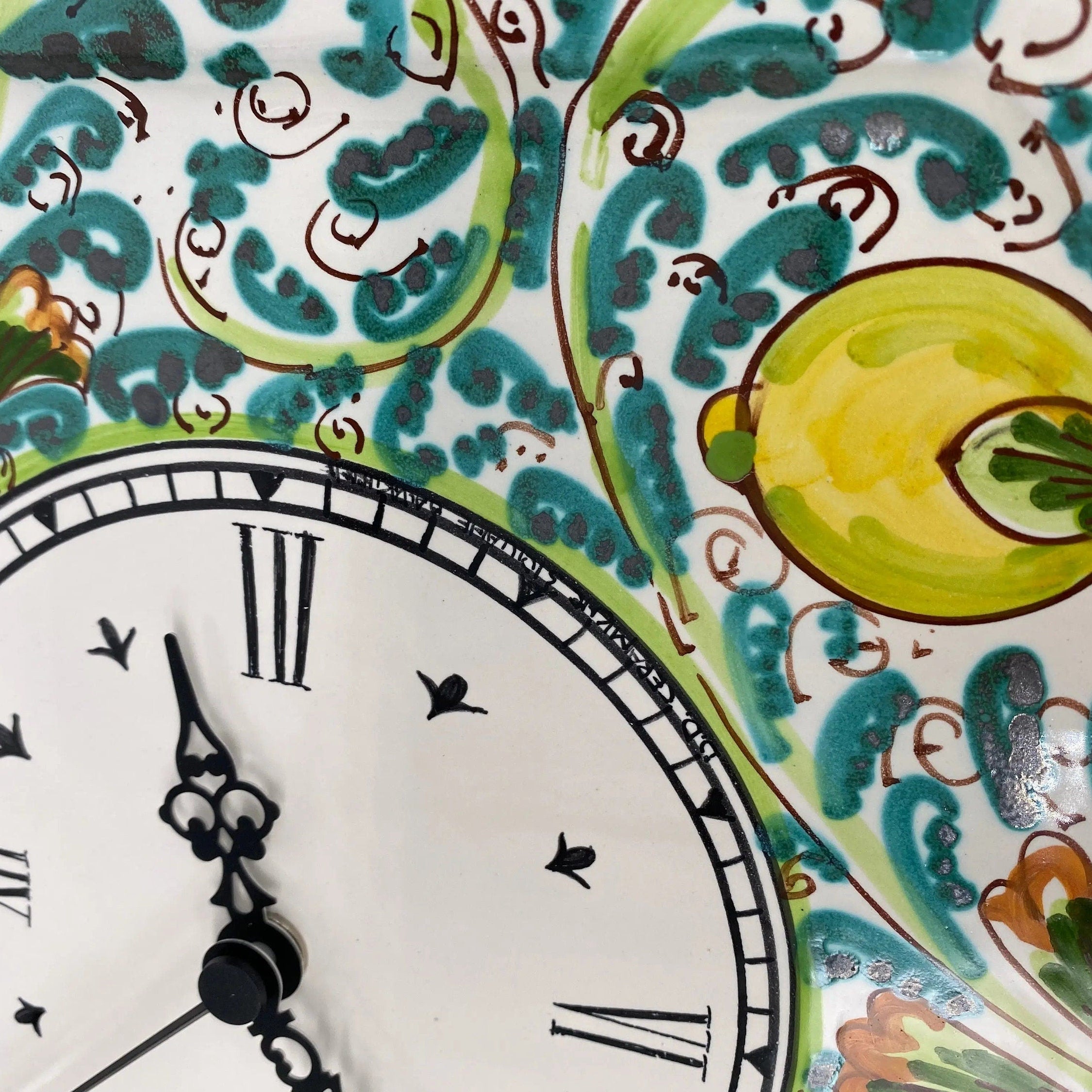Orologio da Parete Ceramica Caltagirone Ottagonale dipinto a mano cm 32 Decoro n.3 DD CERAMICHE SICILIANE