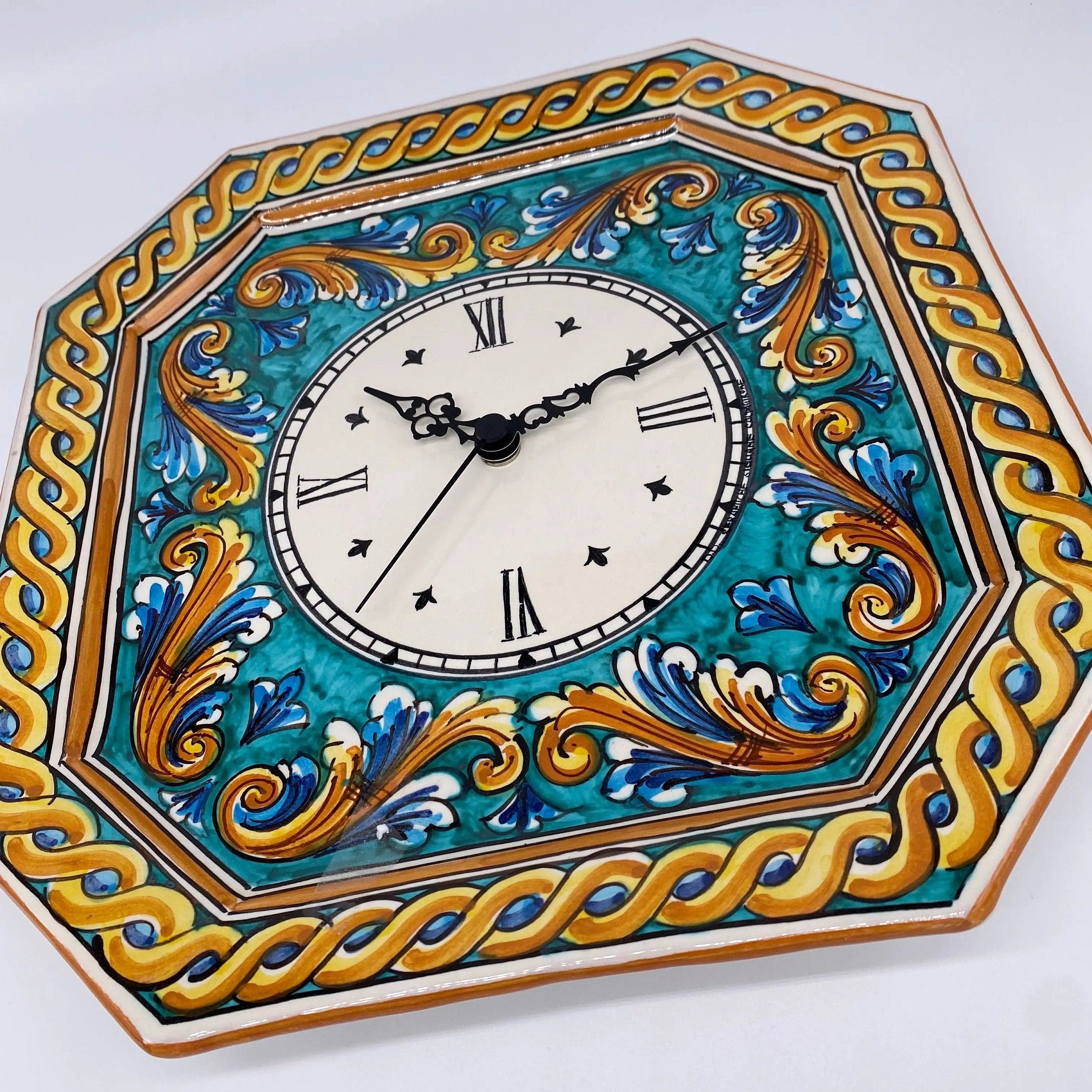 Orologio da Parete Ceramica Caltagirone Ottagonale dipinto a mano cm 32 Decoro n.4 DD CERAMICHE SICILIANE