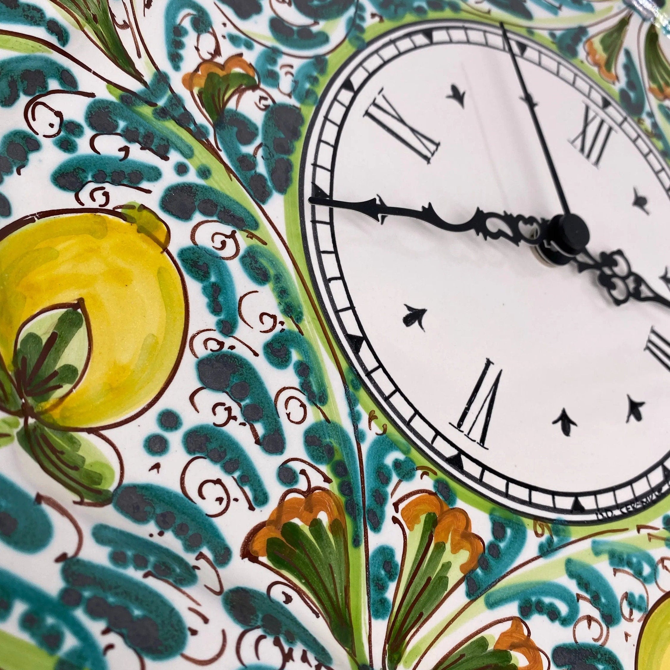 Orologio da Parete Ceramica Caltagirone Ottagonale dipinto a mano cm 32 Decoro n.3 DD CERAMICHE SICILIANE