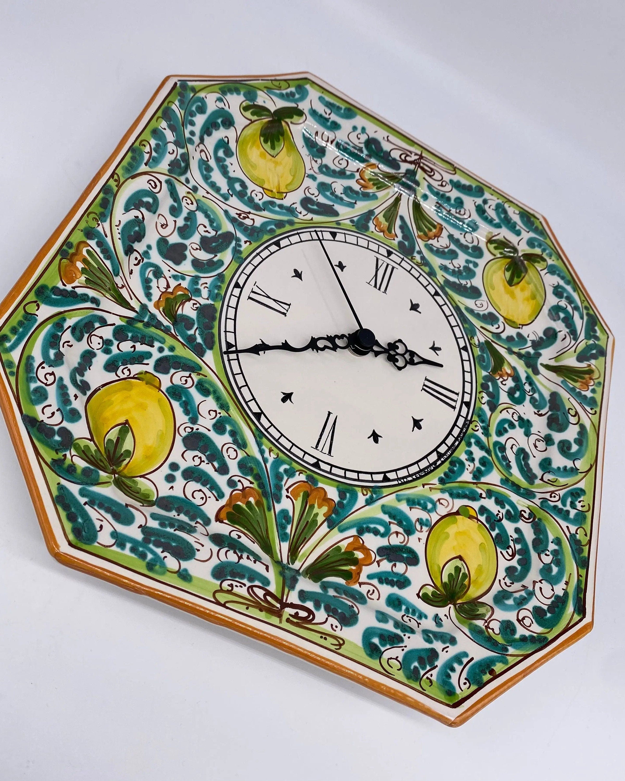 Orologio da Parete Ceramica Caltagirone Ottagonale dipinto a mano cm 32 Decoro n.3 DD CERAMICHE SICILIANE