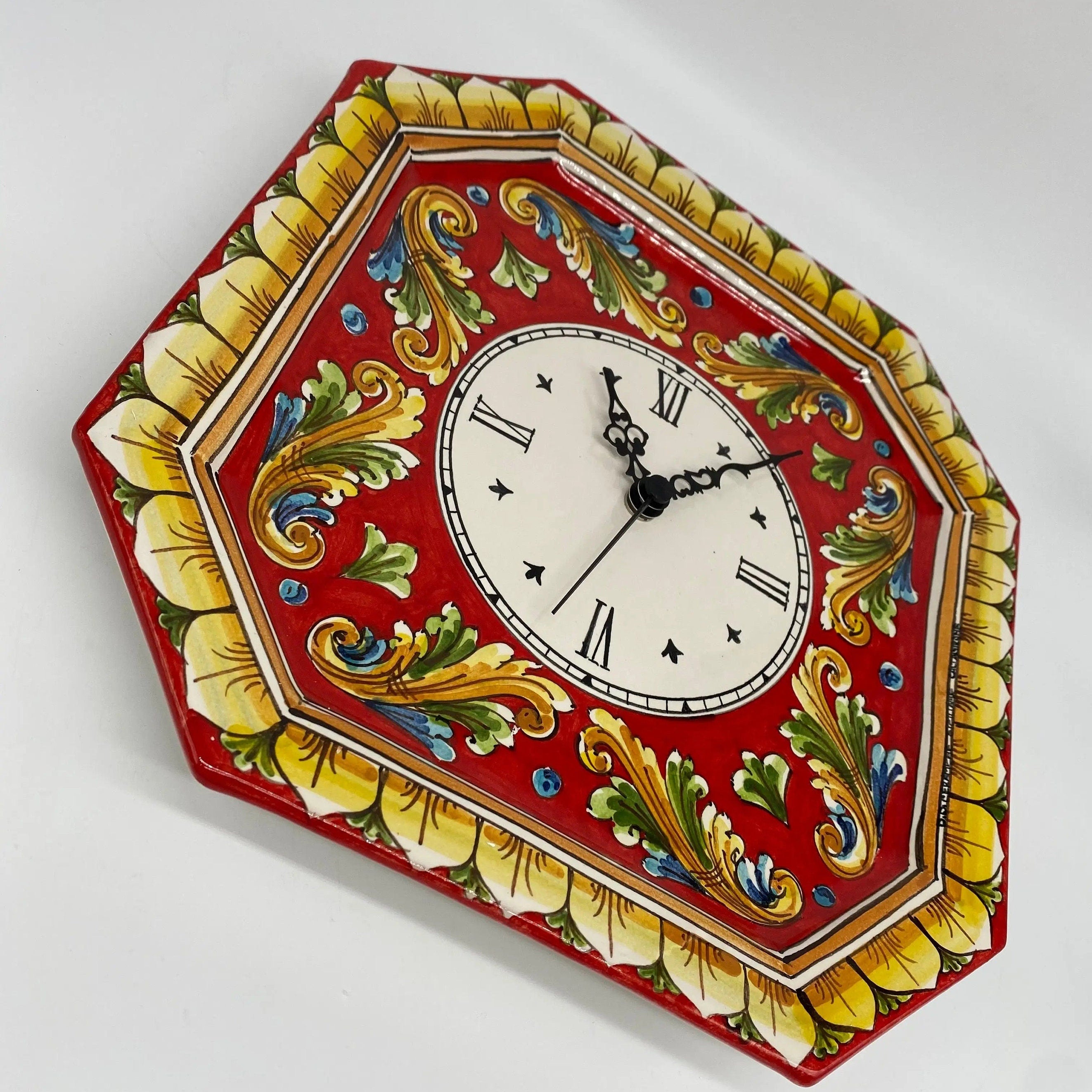 Orologio da Parete Ceramica Caltagirone Ottagonale dipinto a mano cm 32 Decoro n.1 DD CERAMICHE SICILIANE