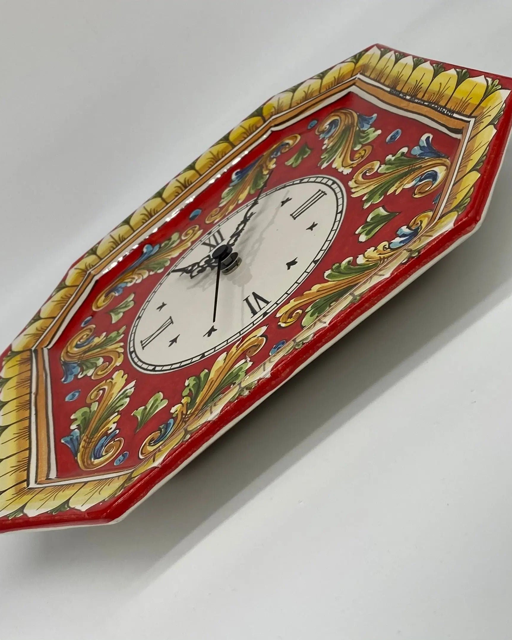 Orologio da Parete Ceramica Caltagirone Ottagonale dipinto a mano cm 32 Decoro n.1 DD CERAMICHE SICILIANE