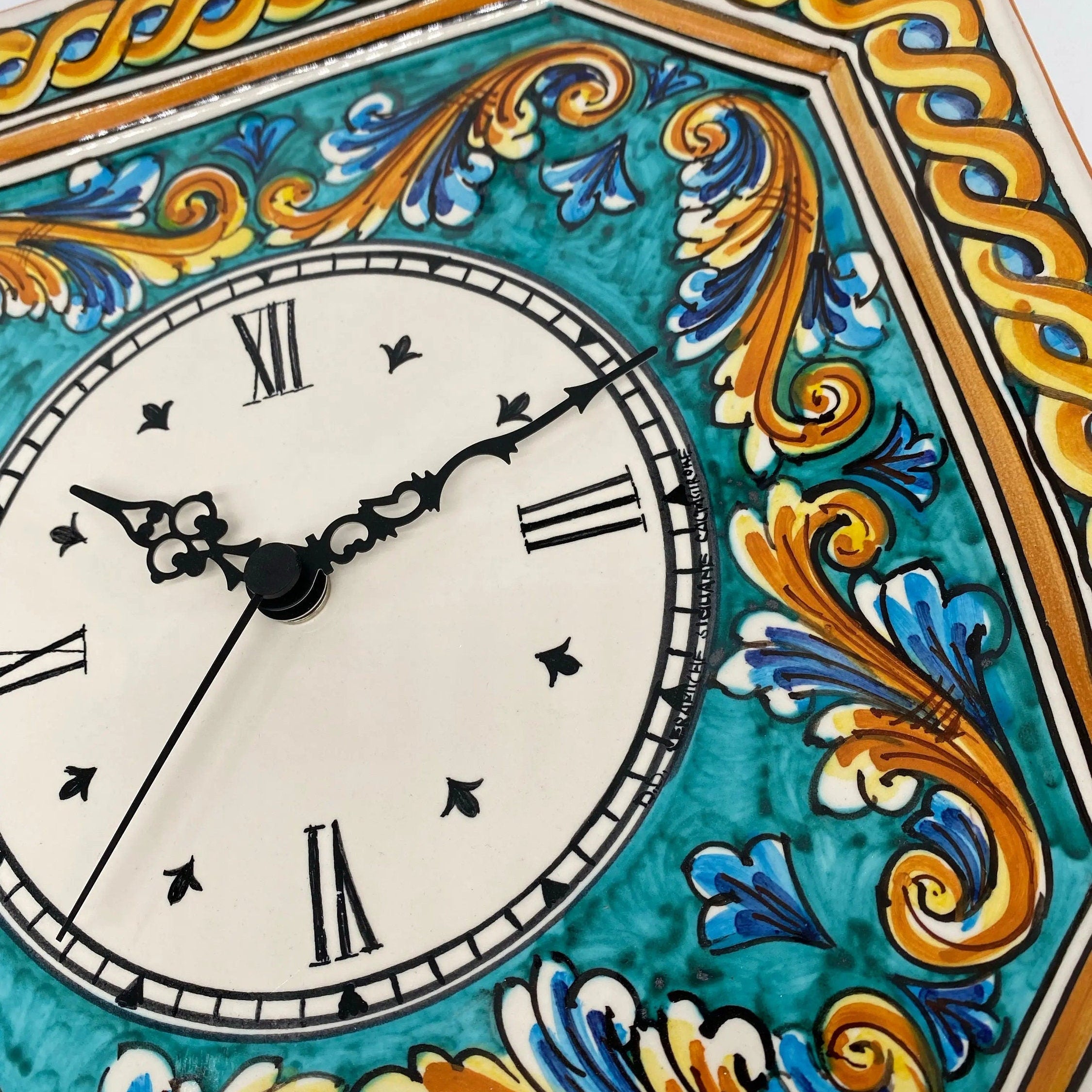 Orologio da Parete Ceramica Caltagirone Ottagonale dipinto a mano cm 32 Decoro n.4 DD CERAMICHE SICILIANE