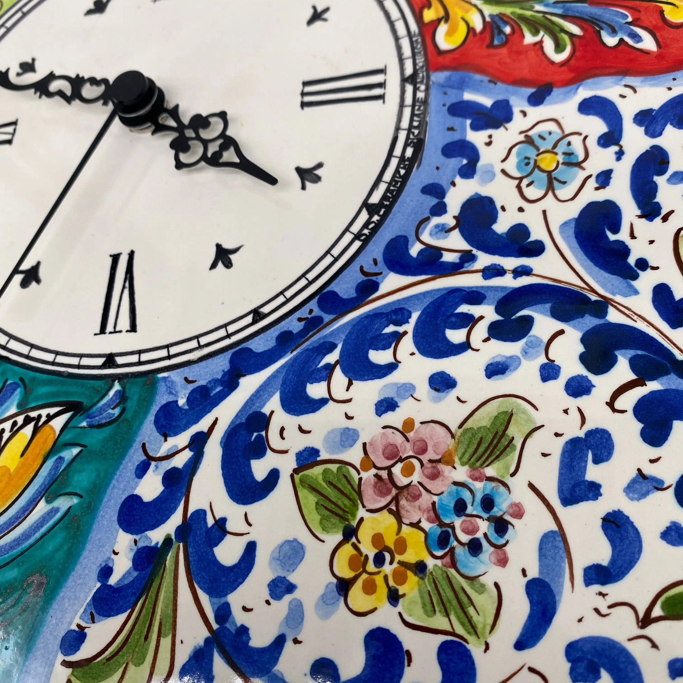 Orologio da Parete Ceramica Caltagirone Quadrato dipinto a mano Lato 30cm Decoro n.3 DD CERAMICHE SICILIANE