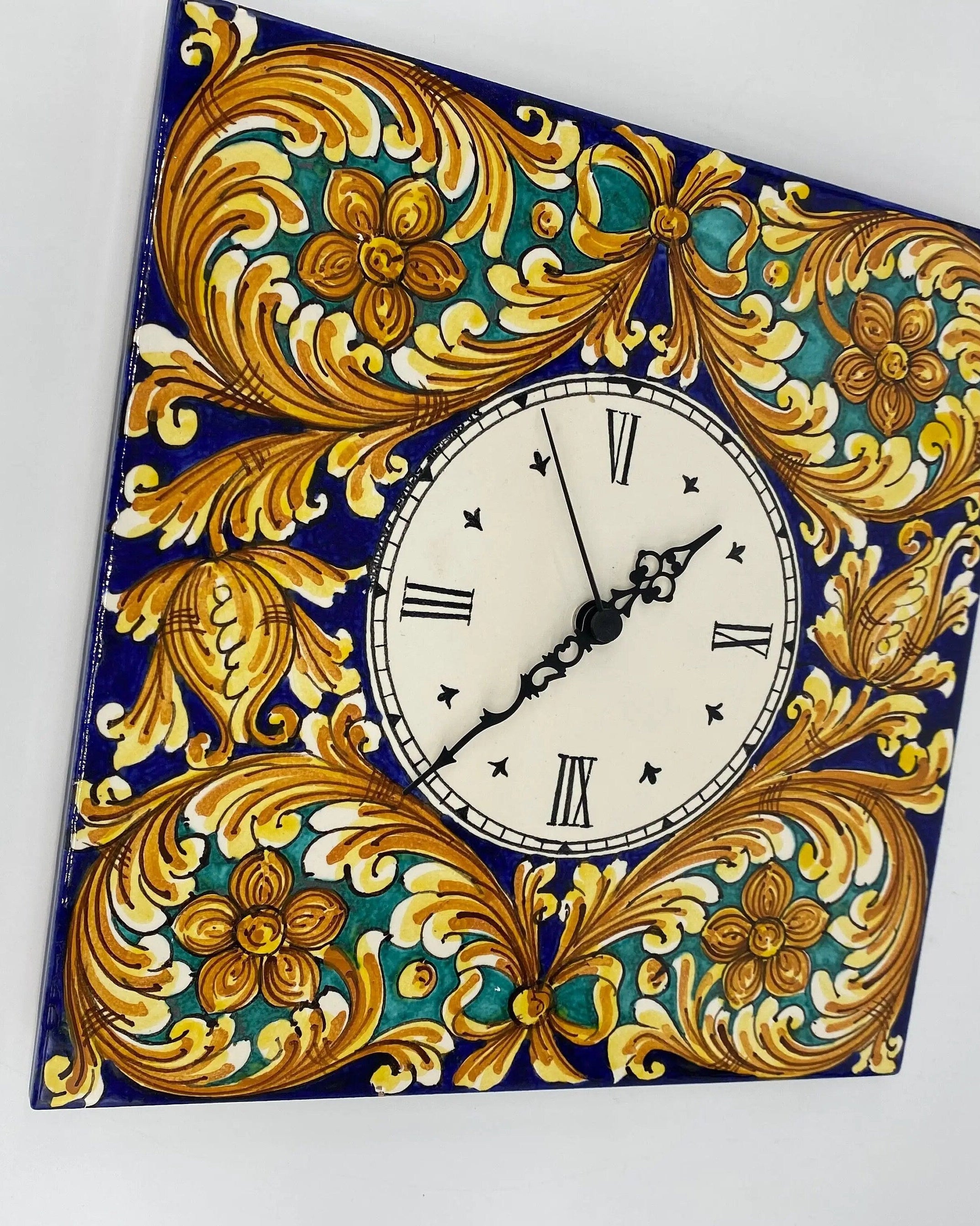Orologio da Parete Ceramica Caltagirone Quadrato dipinto a mano Lato 30cm Decoro n.2 DD CERAMICHE SICILIANE