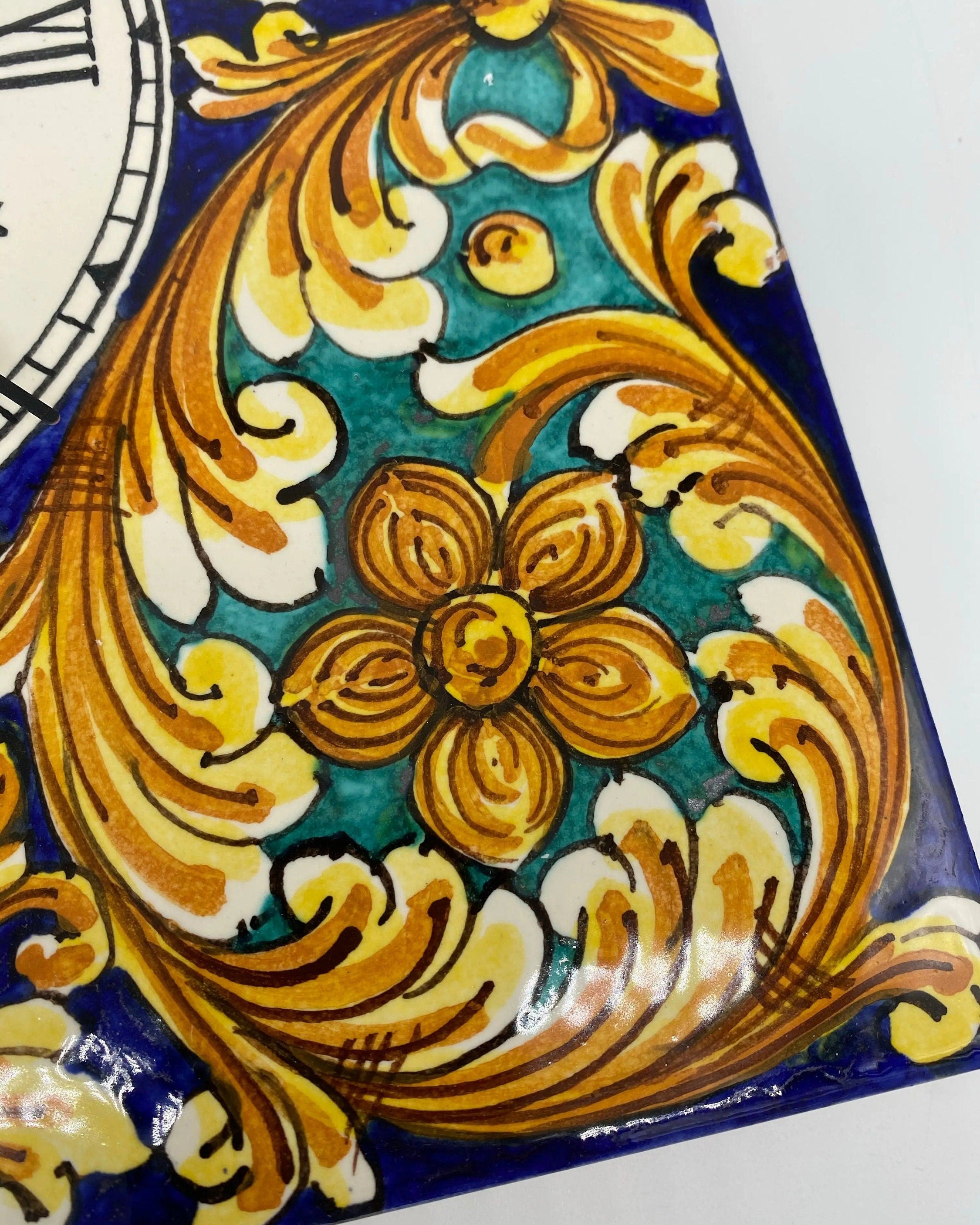 Orologio da Parete Ceramica Caltagirone Quadrato dipinto a mano Lato 30cm Decoro n.2 DD CERAMICHE SICILIANE