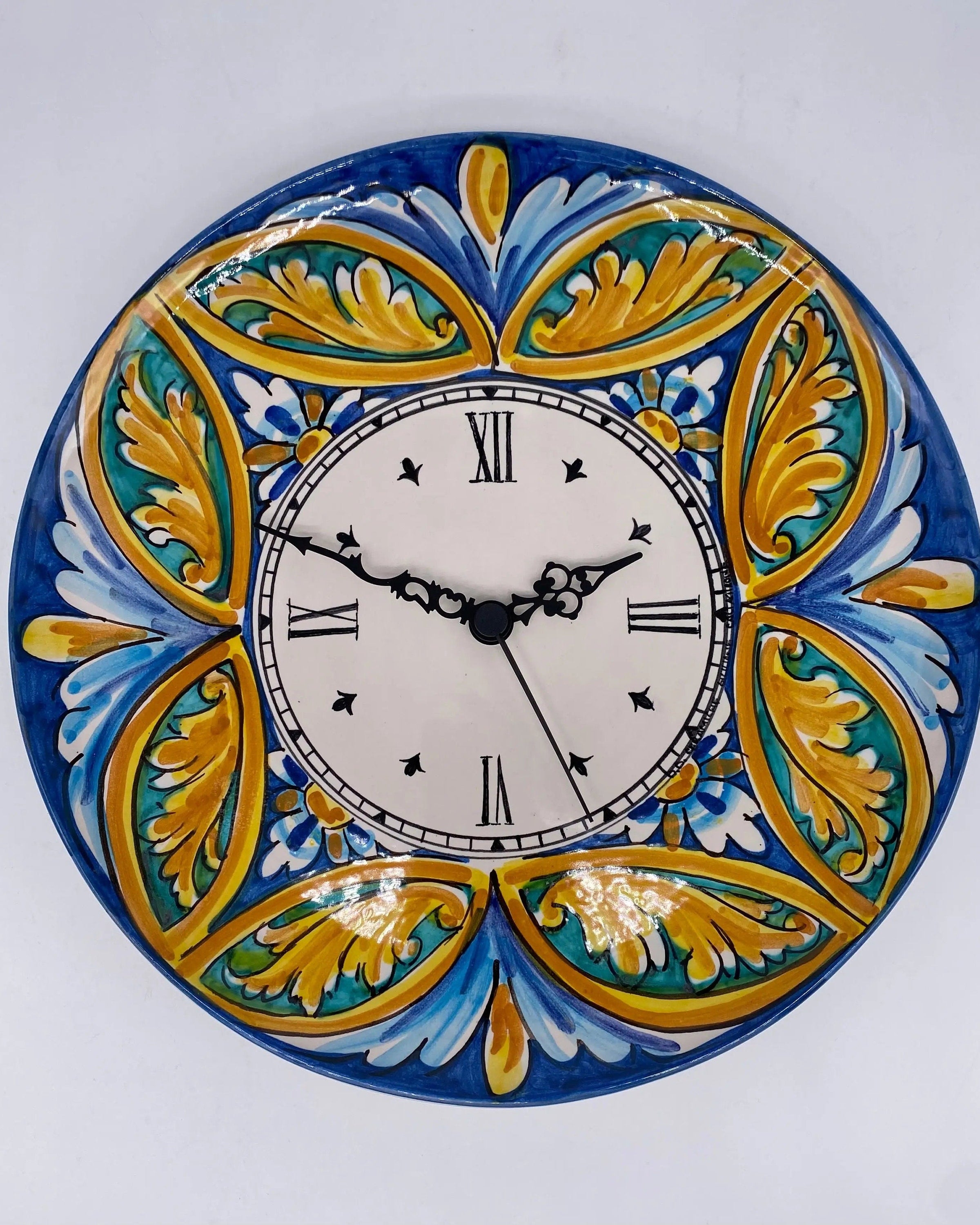 Orologio da Parete Ceramica Caltagirone Rotondo dipinto a mano cm D.30 Decoro n.4 DD CERAMICHE SICILIANE